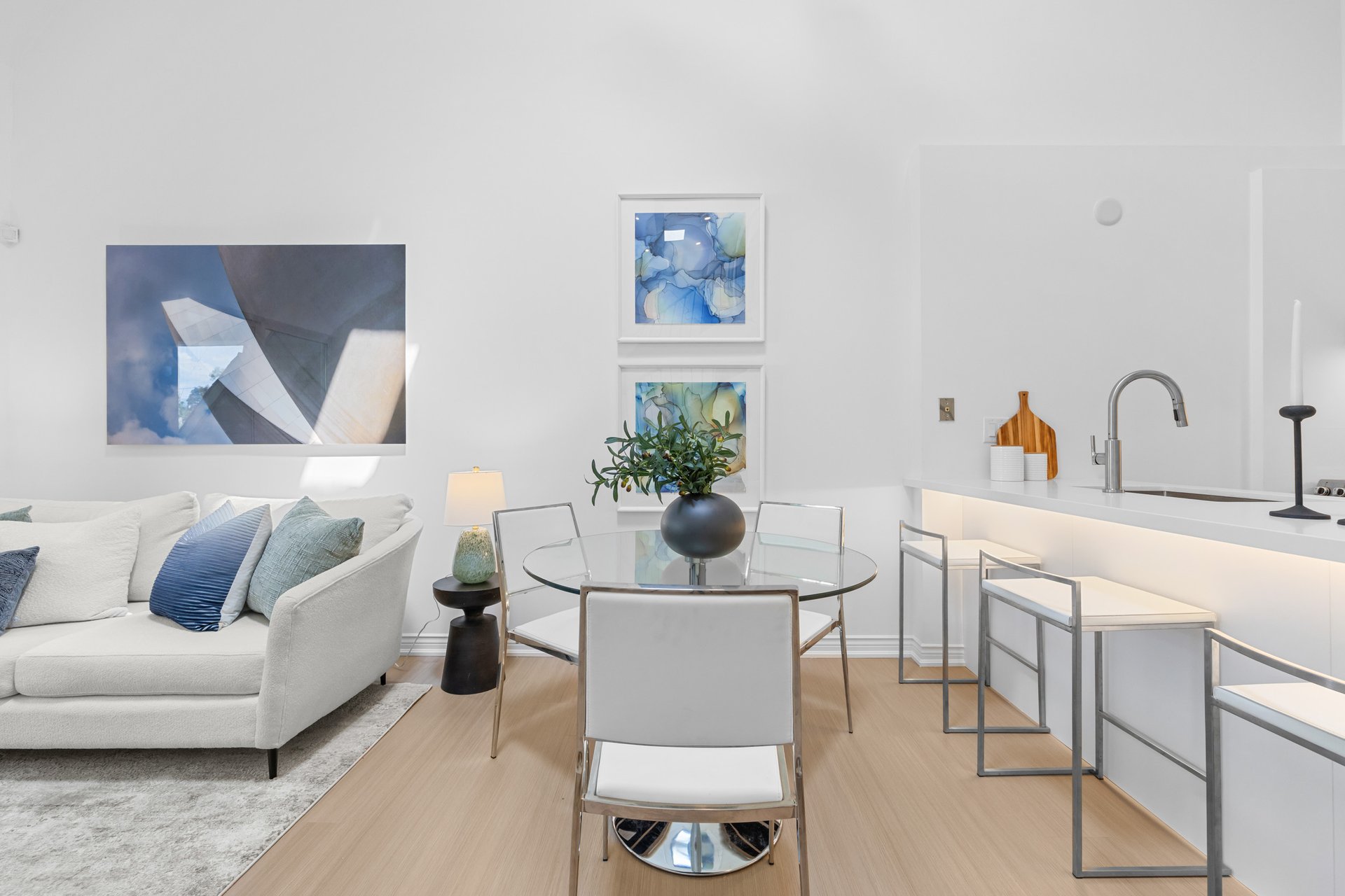 217 St George Street Suite 54