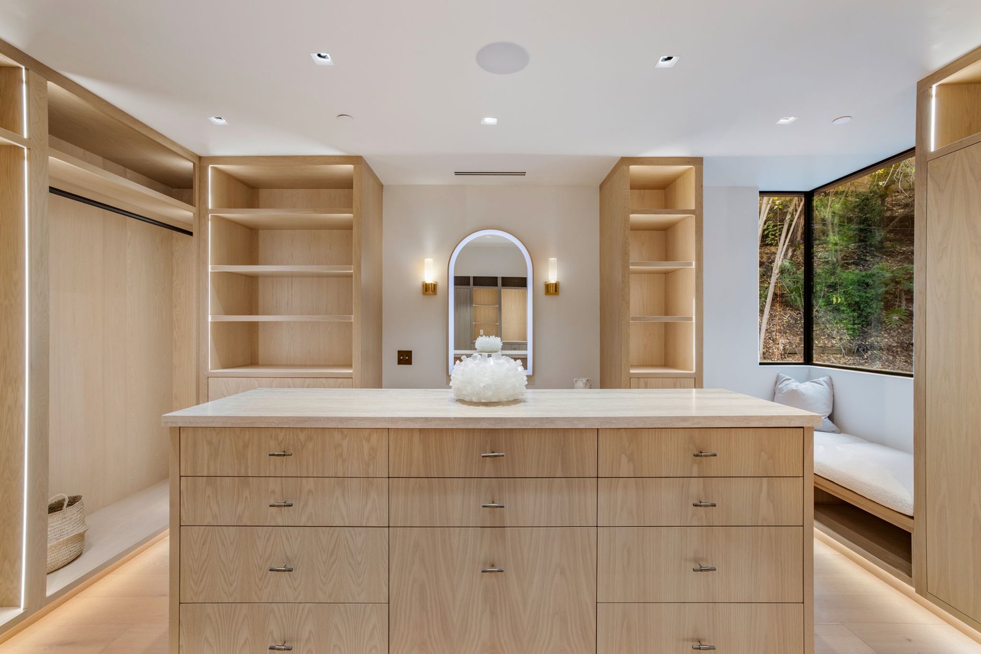 The Viewcrest Lodge in Studio City 