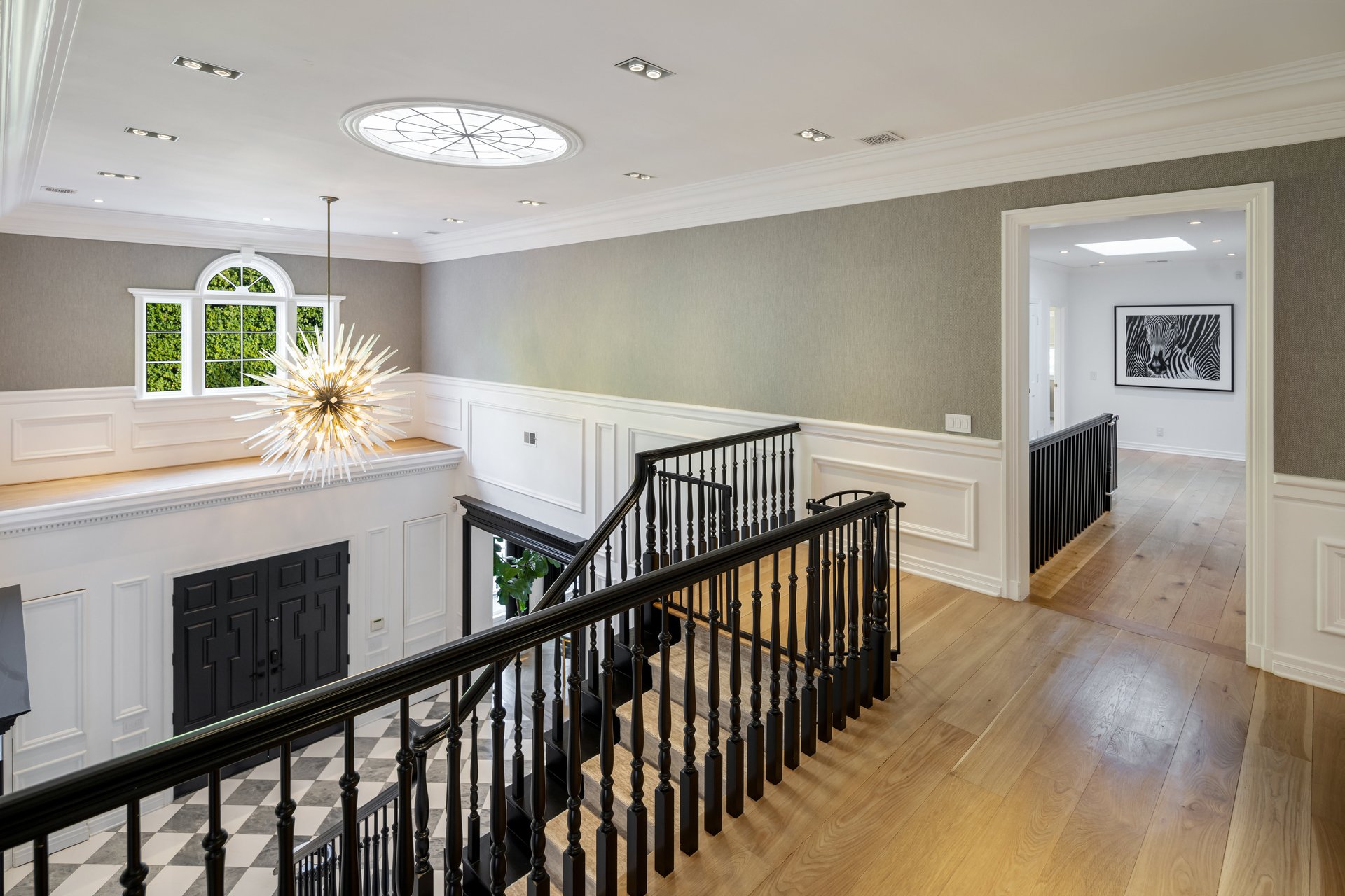9135 Hazen Dr, Beverly Hills