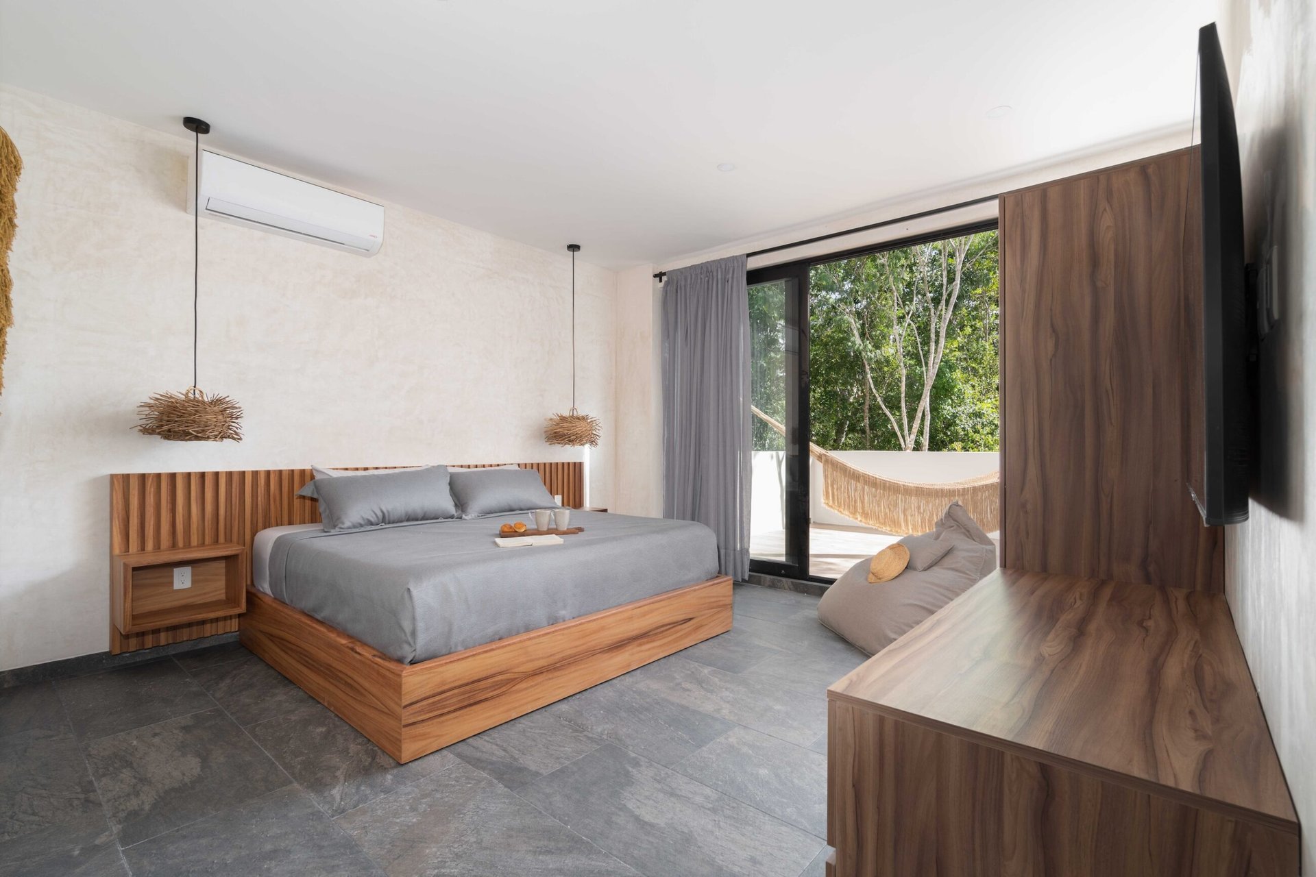 Villa 11  |  4 Bedroom with Large  Pool  in 12 O’Clock Tulum