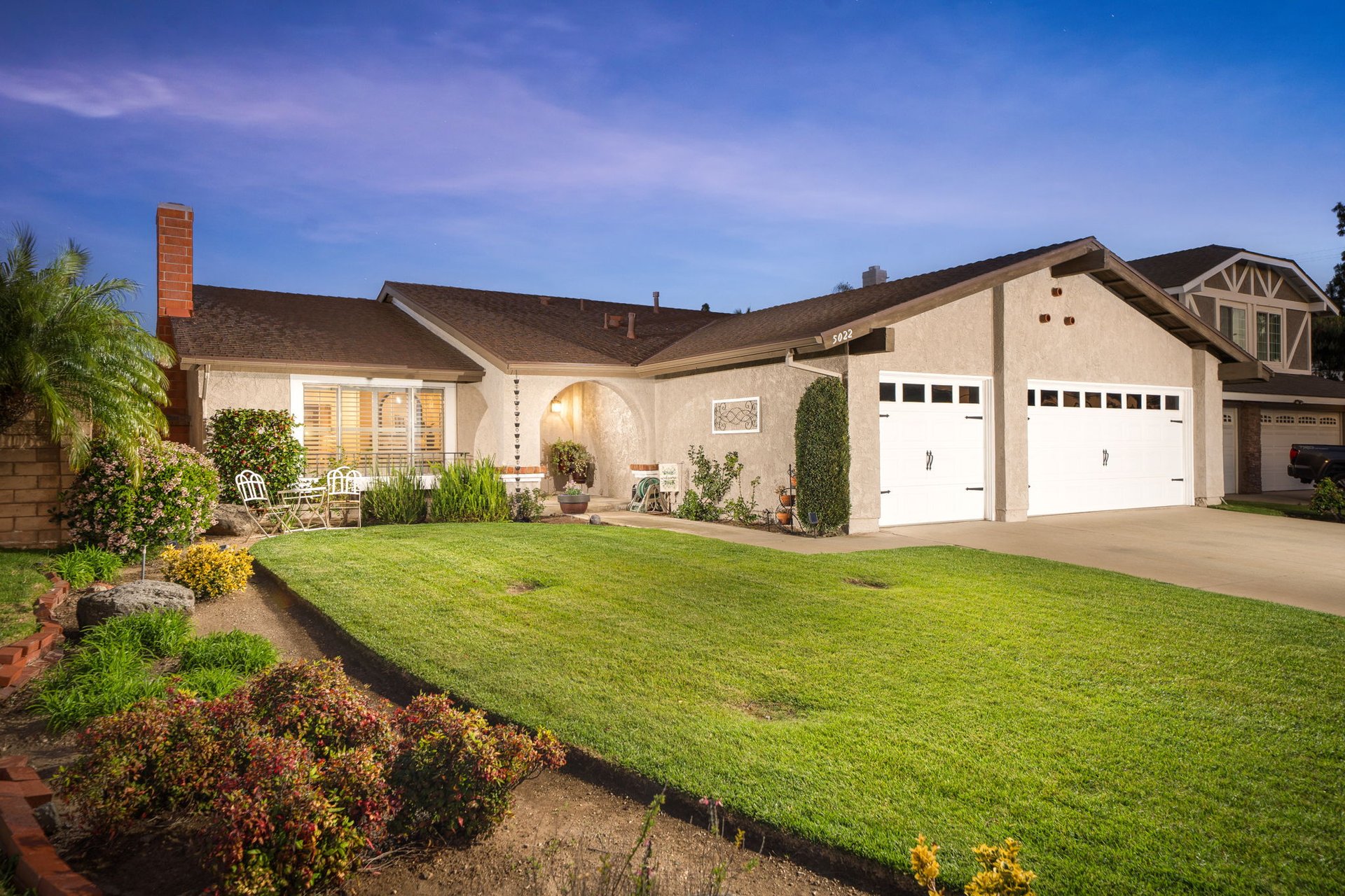 5022 N Burnaby