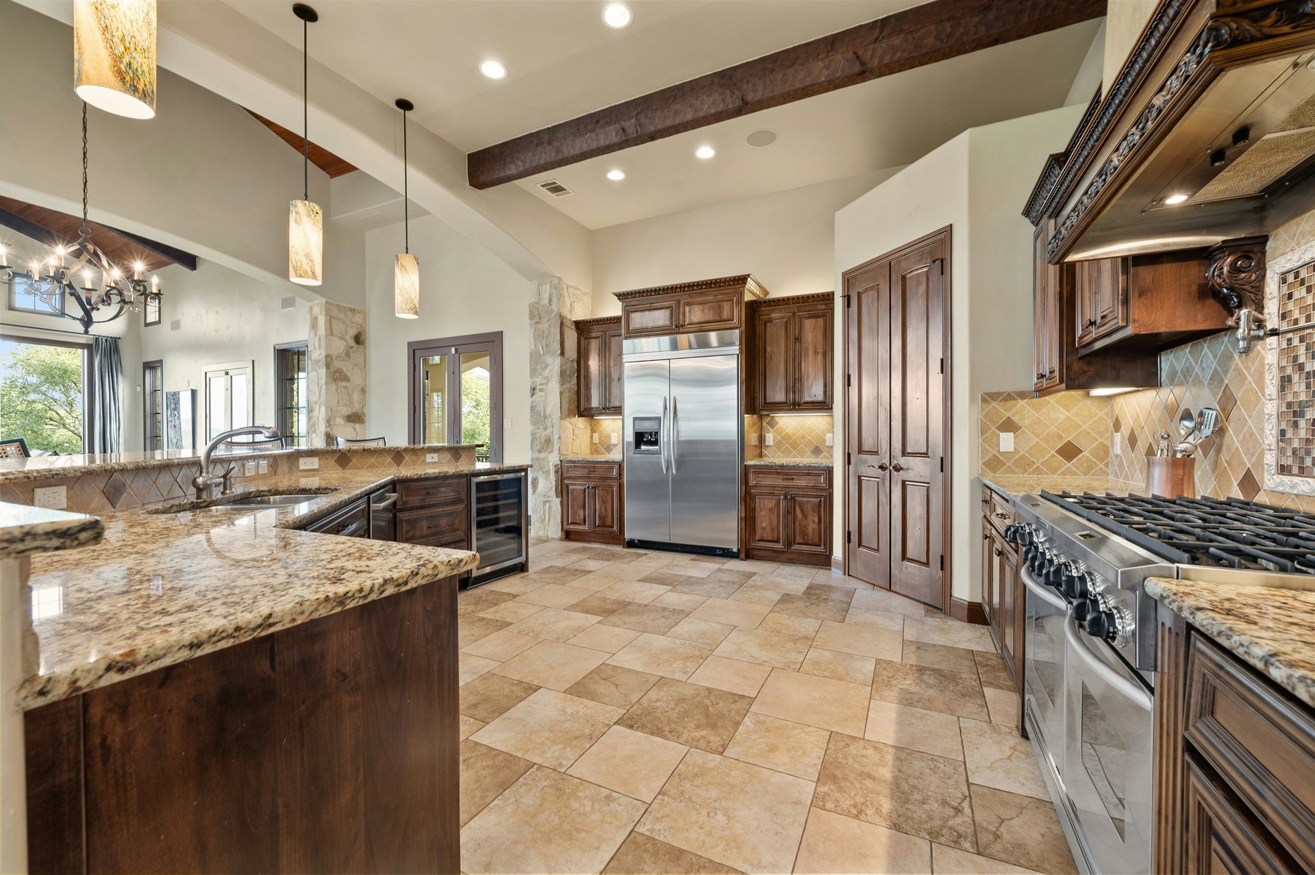 10213 Amwell Cove
