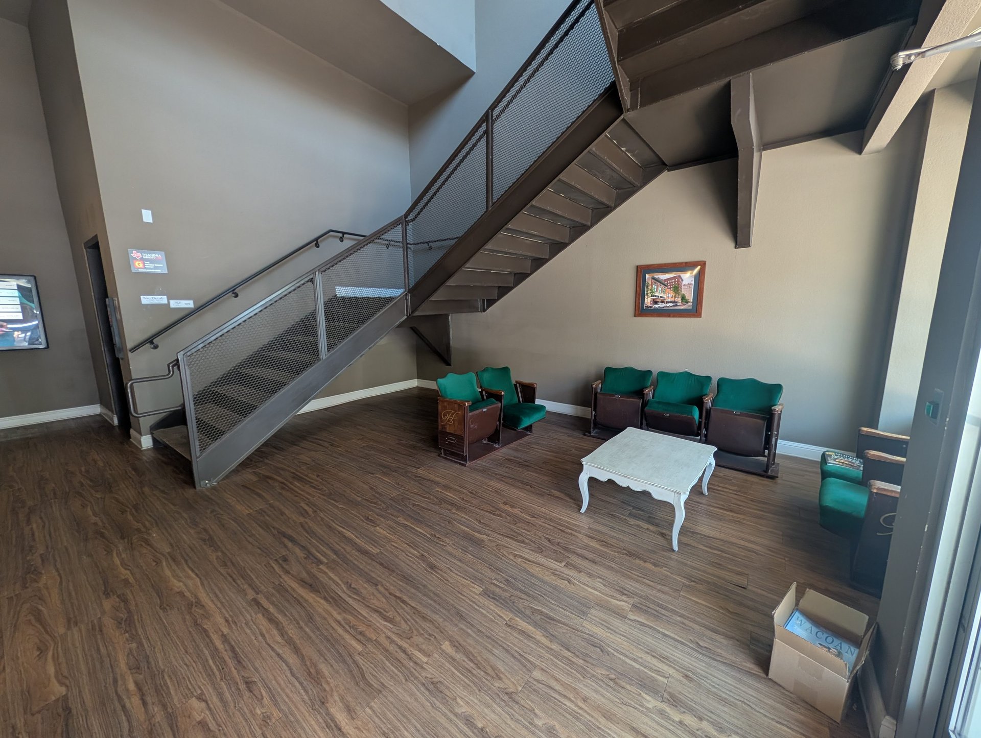 605-611 Austin Ave