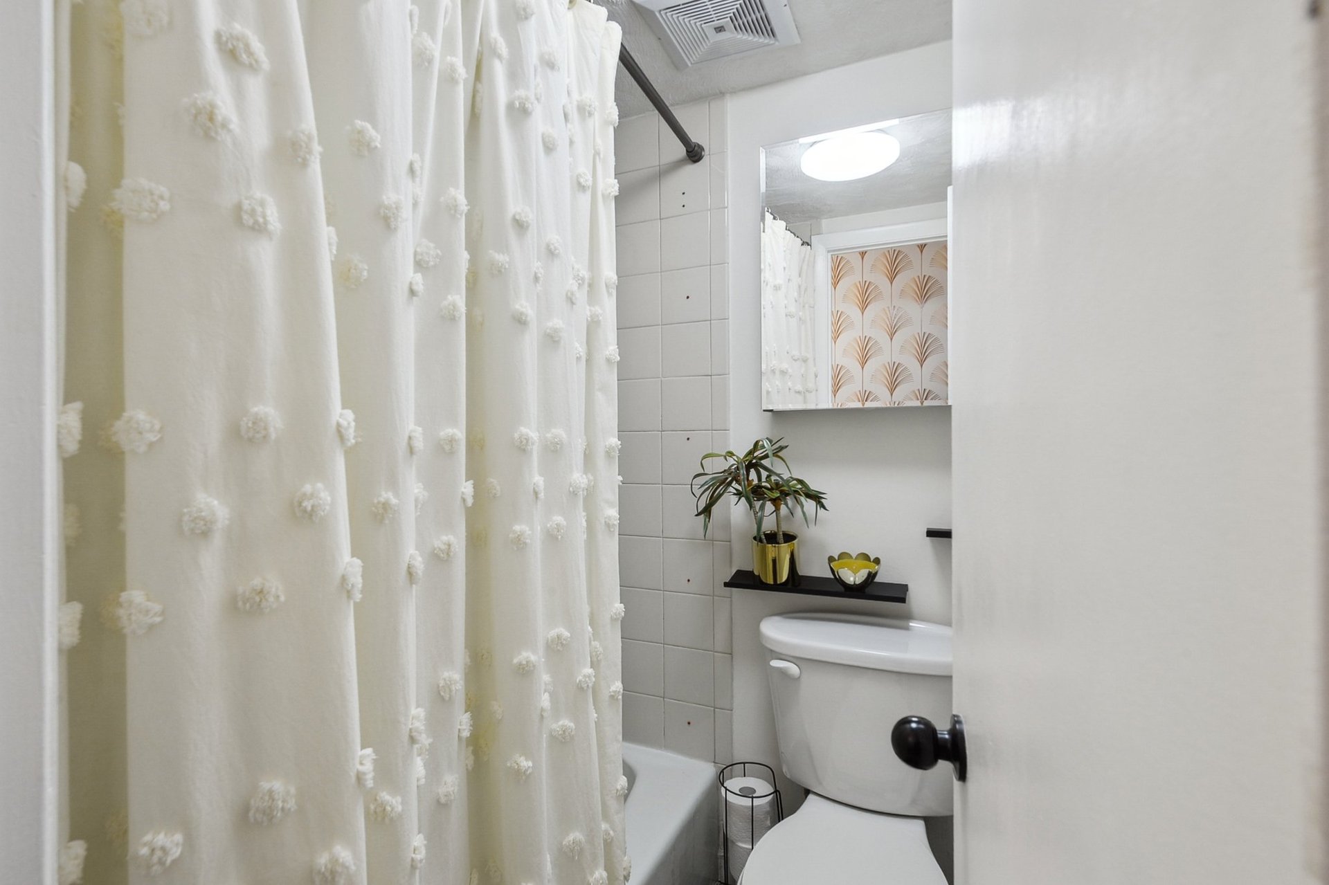 542 Angell Street, Unit#4