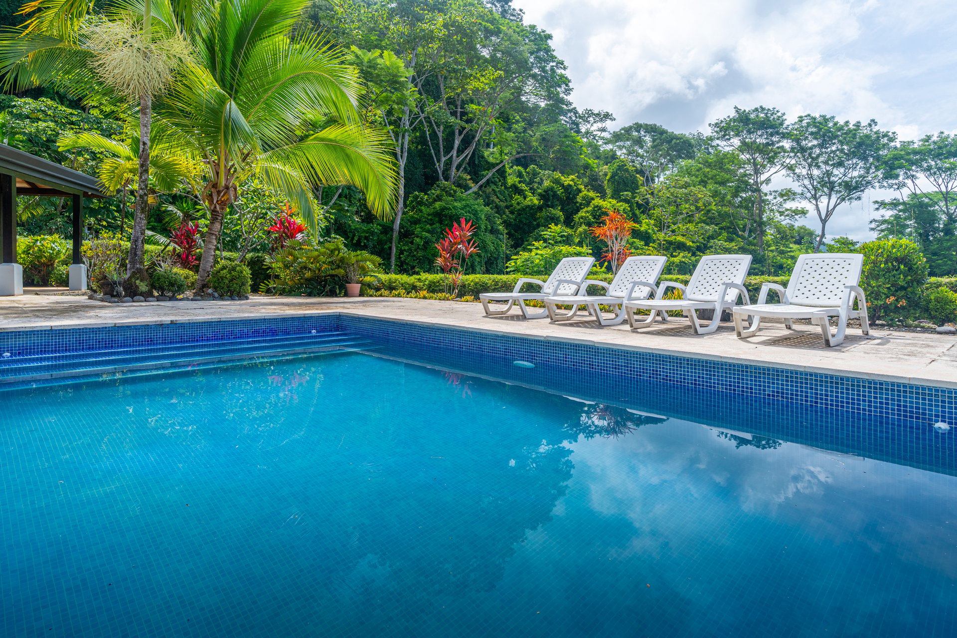 3 Bedroom home in Cinco Ventanas with Incredible Ocean View!