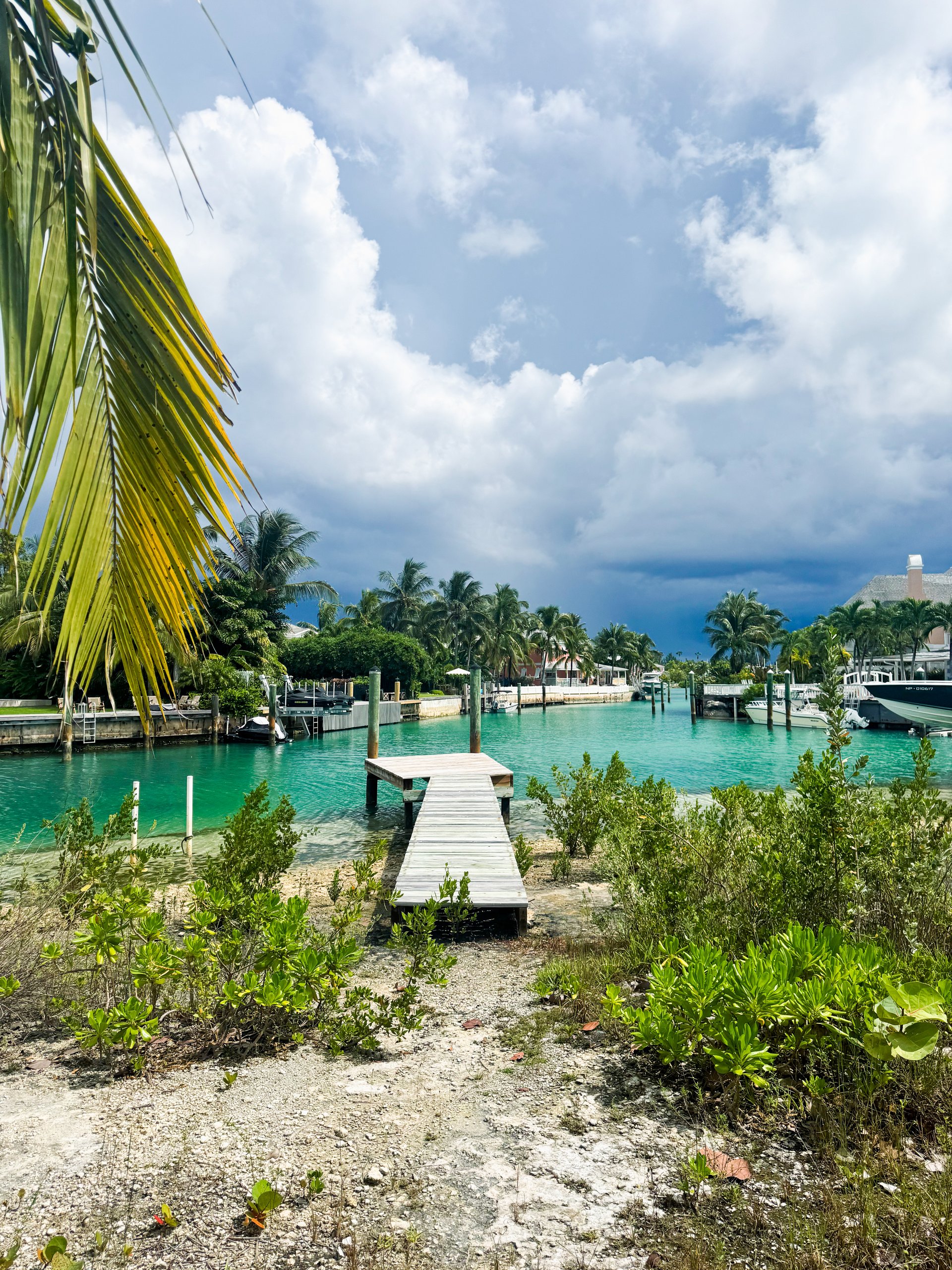 Sandyport | Expansive View Home 