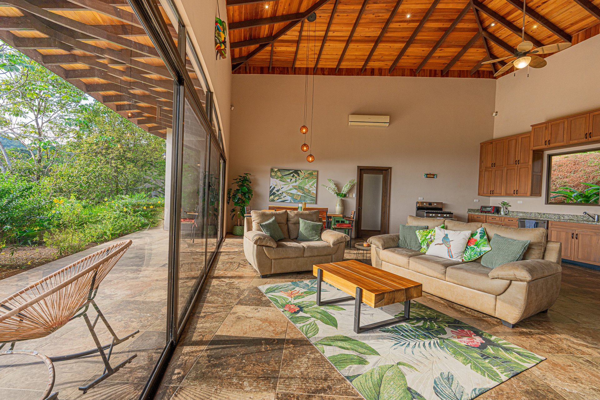 Sunset Ocean View Home on 2.6 Acres Platanillo