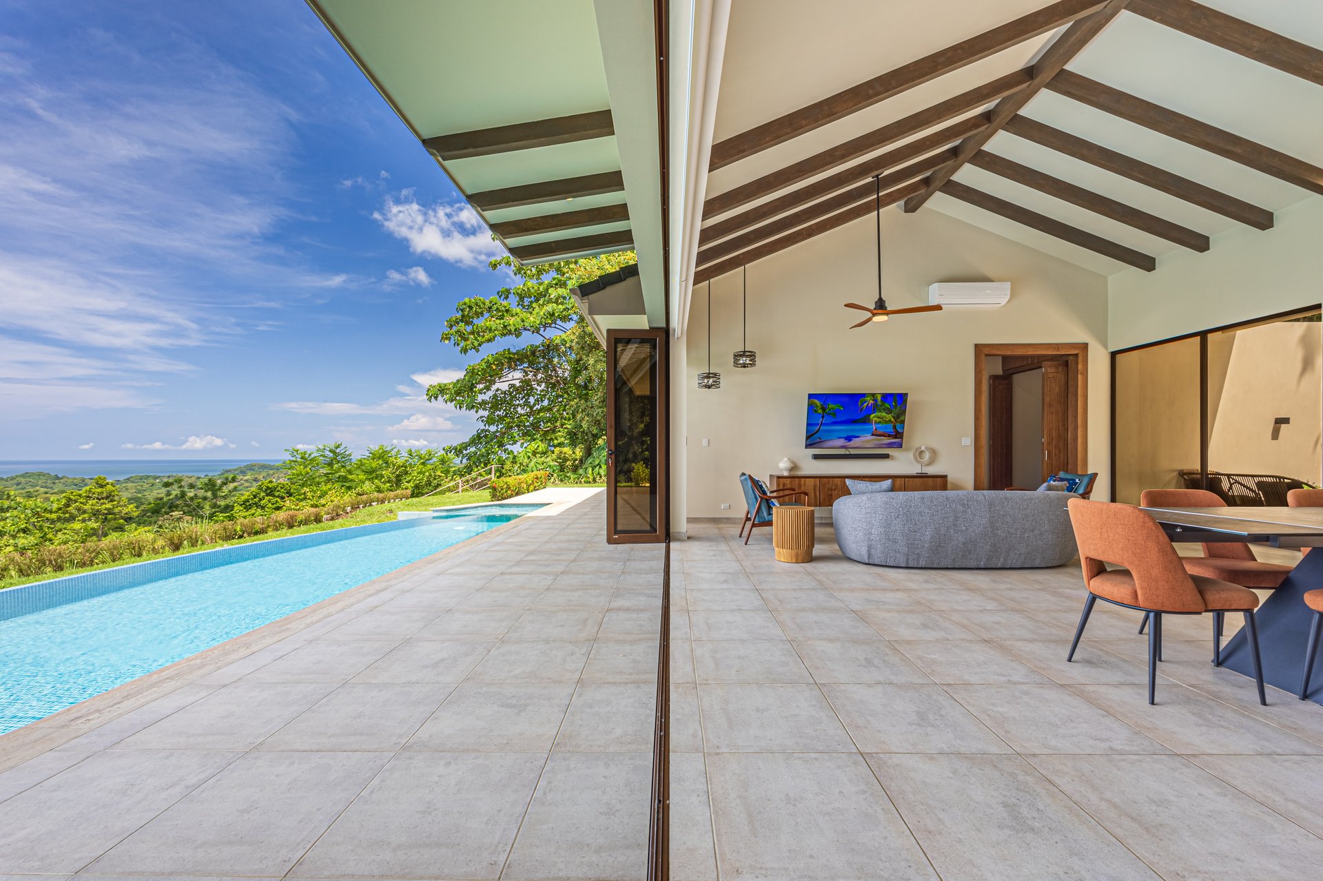 Stunning Ocean & Sunset View Home