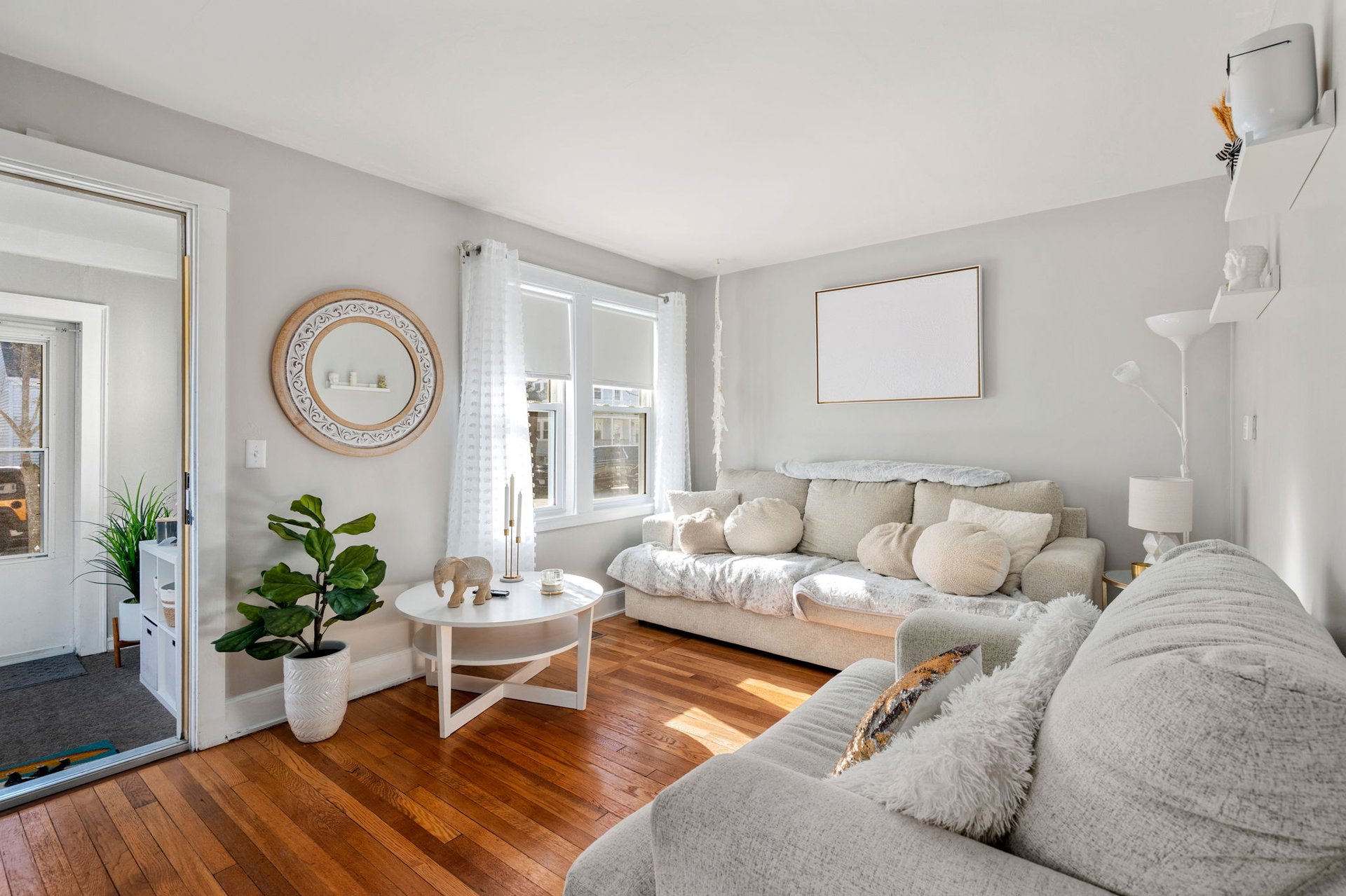 50-52 Whiton Ave