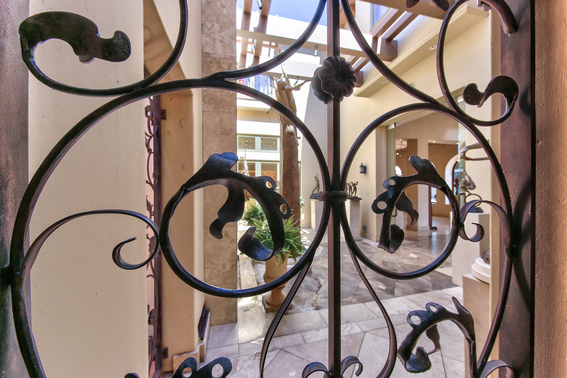 Carmel Penthouse - Luxury Rental