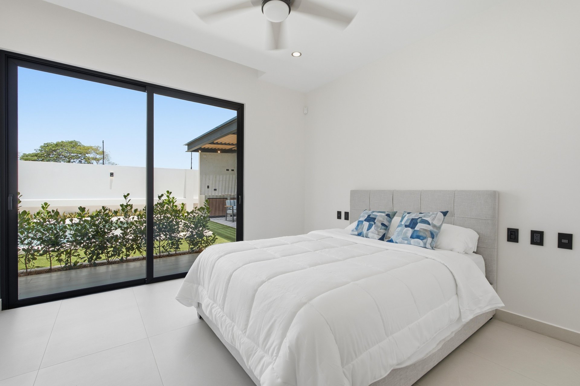 Villa Fresno | Newly Completed Contemporary Home with Private Pool Near Playa Avellanas