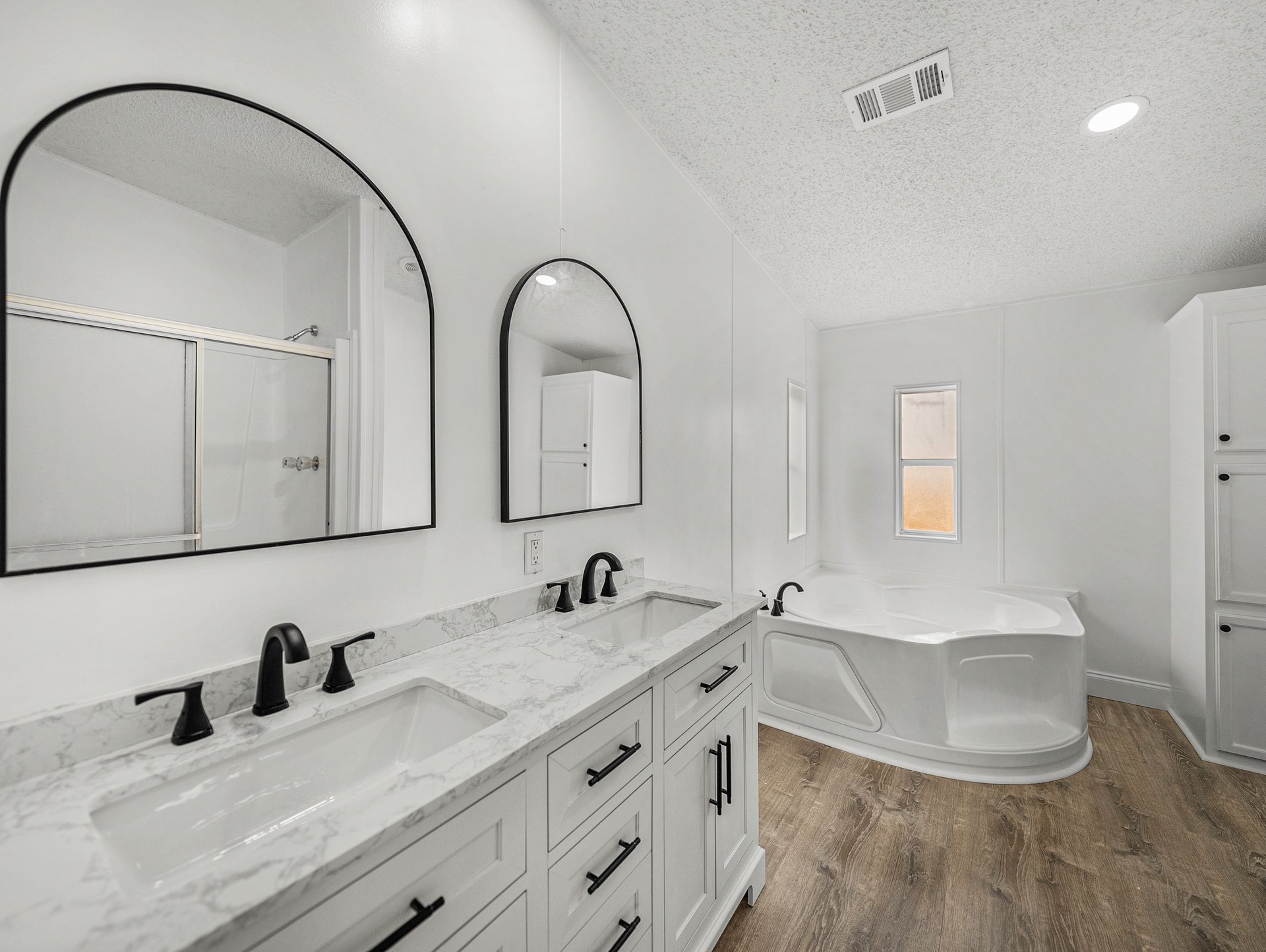 3538 KIAH DR