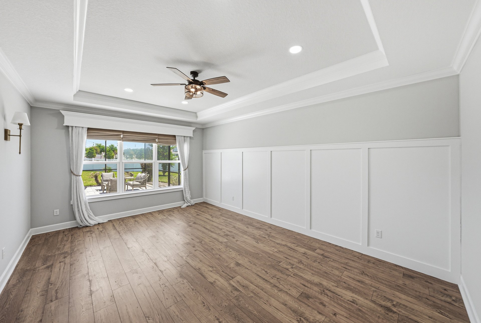 6883 BRADBURY CIR