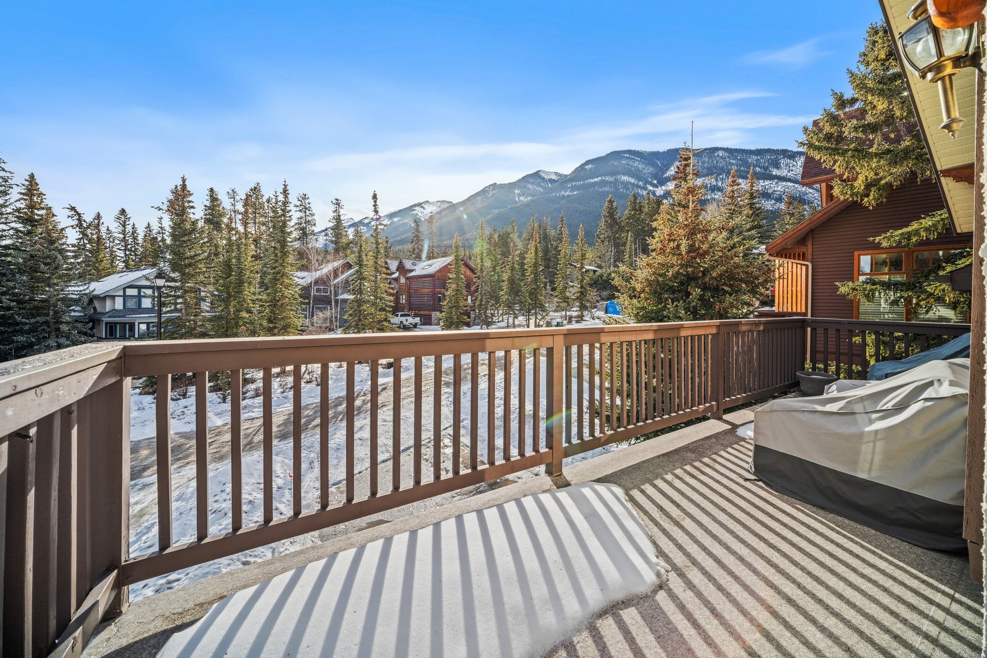 108 Lougheed Circle