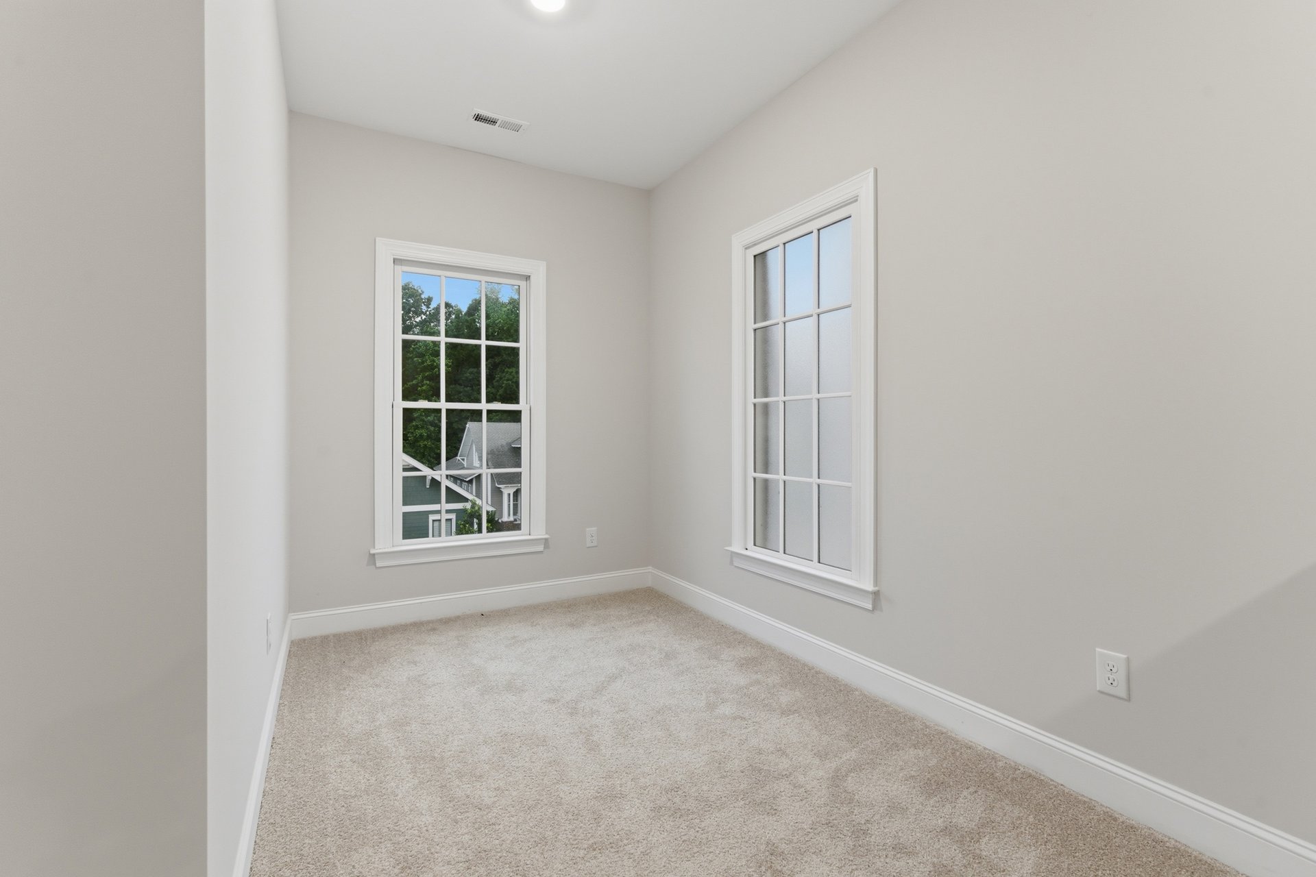 Charming 3-Bedroom in Providence Village | Walk to Shops & Enjoy Community Pool