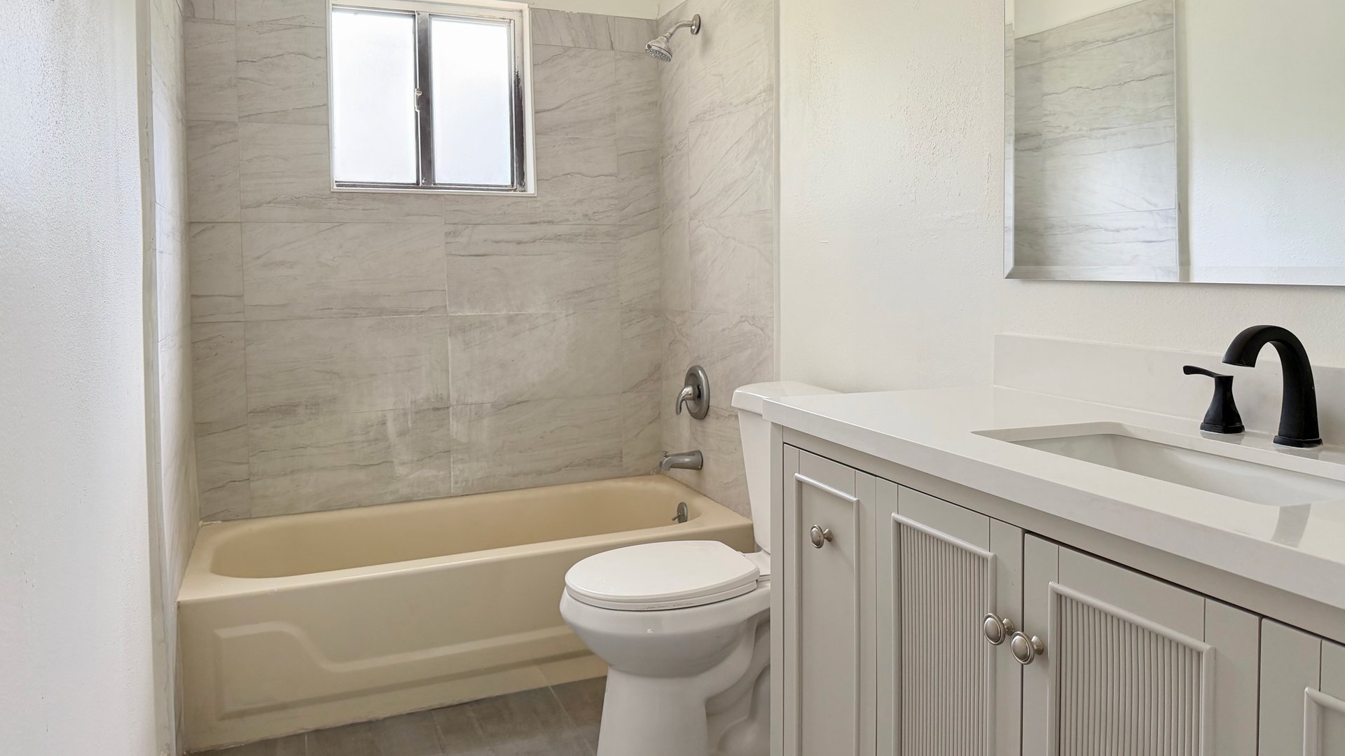 Lake Baldwin Area 2-Bedroom Townhouse for Lease