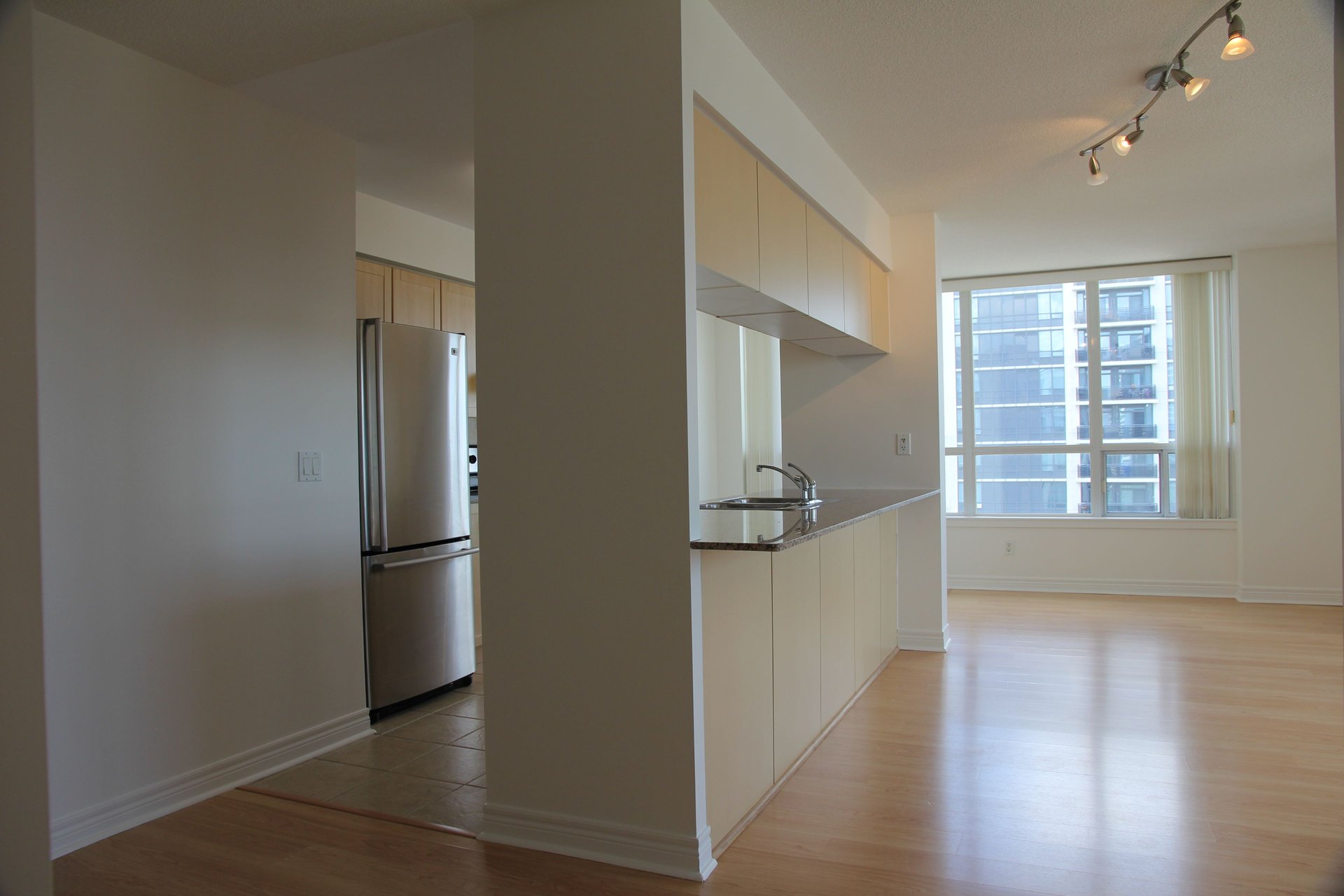  Exceptional Corner Suite 