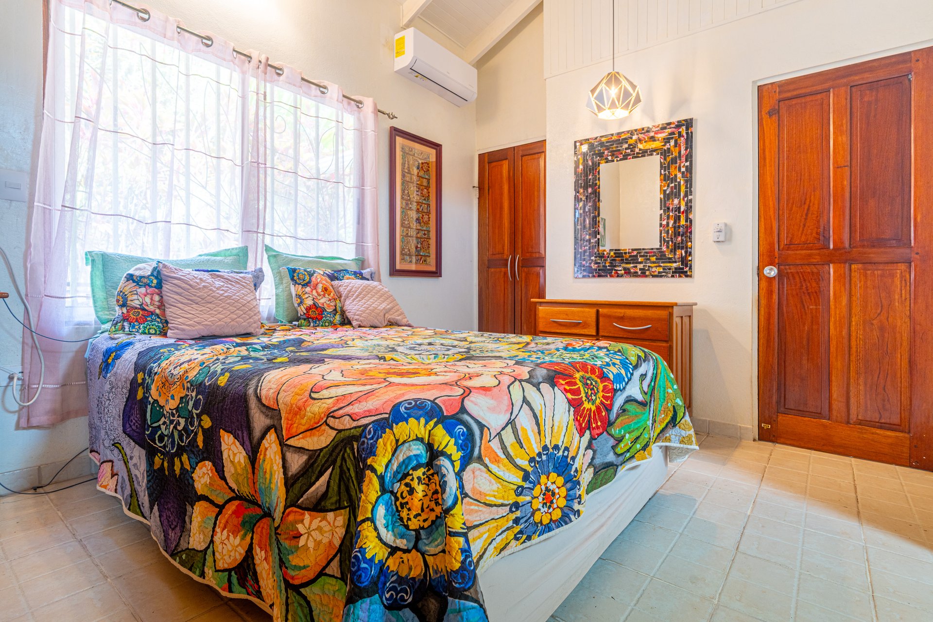 Amazing Mountain View and Ocean View House and Guest House on 4.5 Acres of land in Ojochal