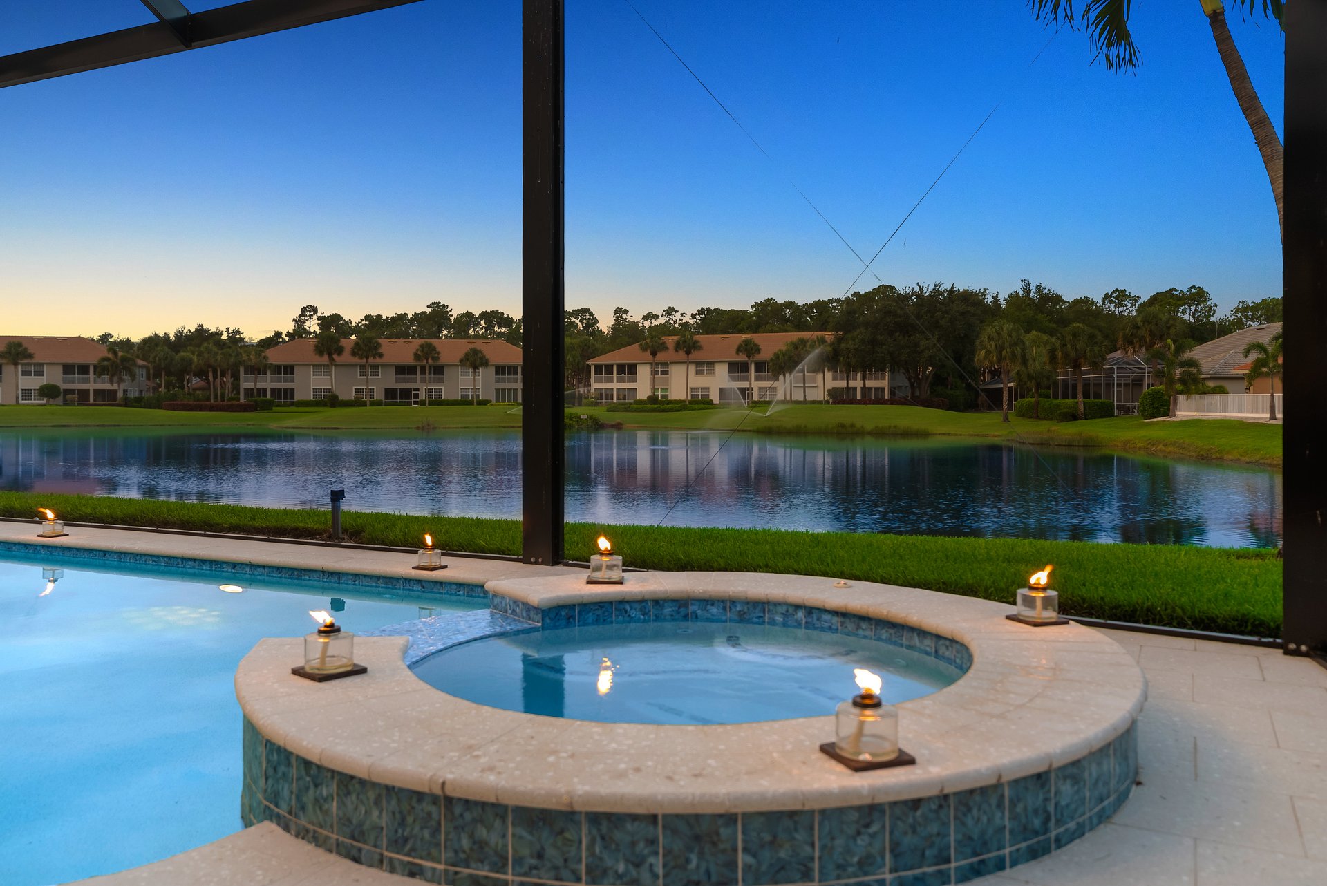 STONEBRIDGE COUNTRY CLUB