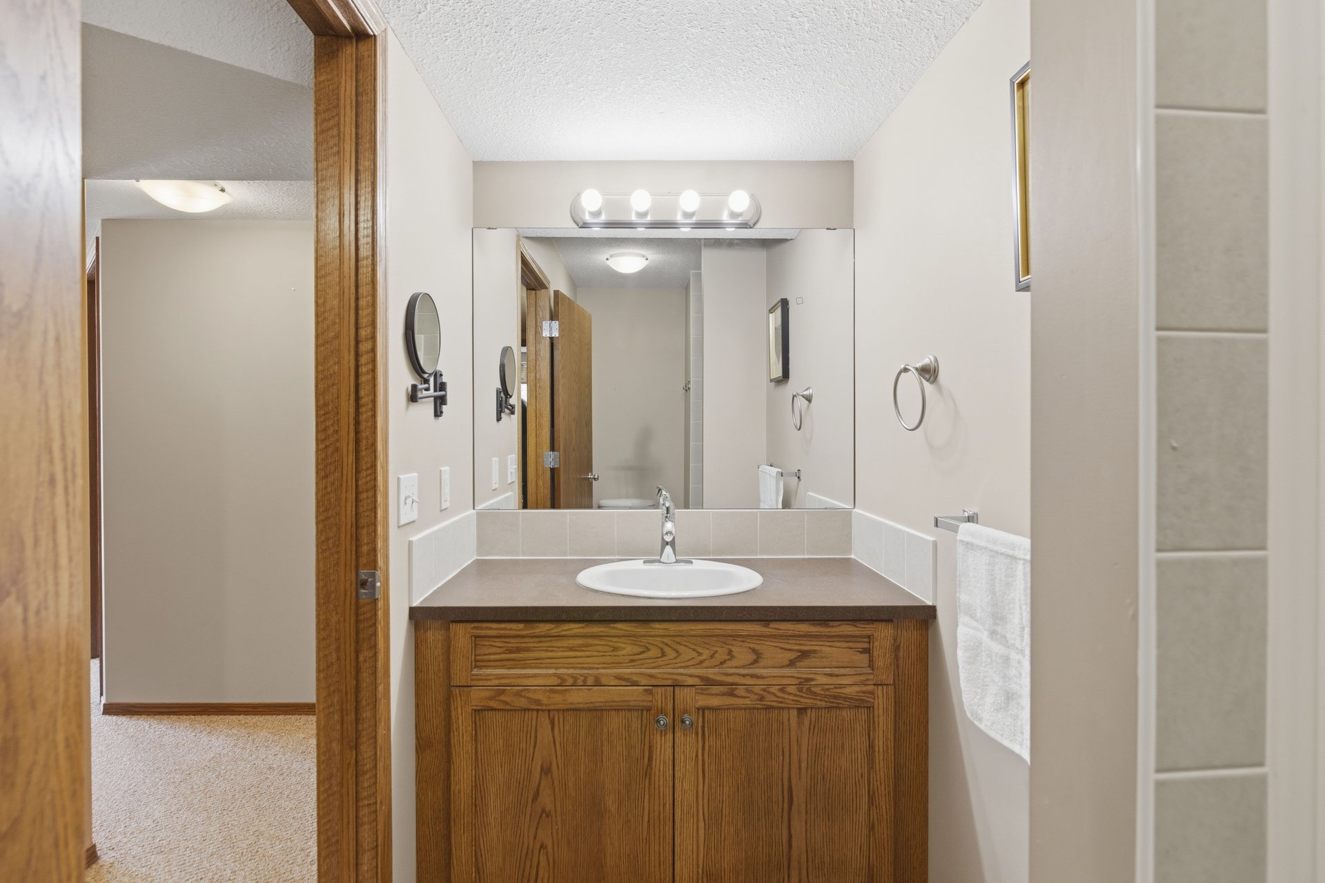 499 Highland Close