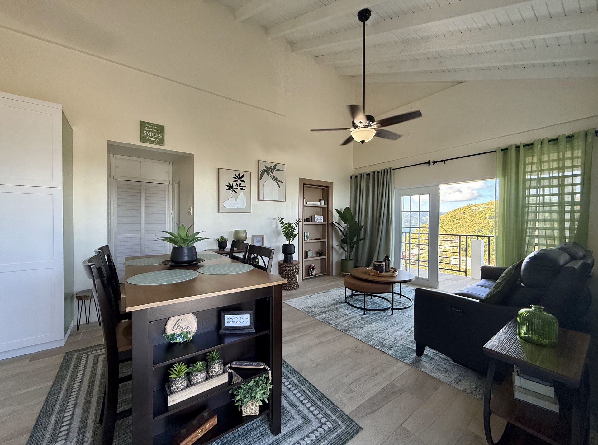 1107 Spyglass Hill 1 Bedroom Apartment + 1 Office