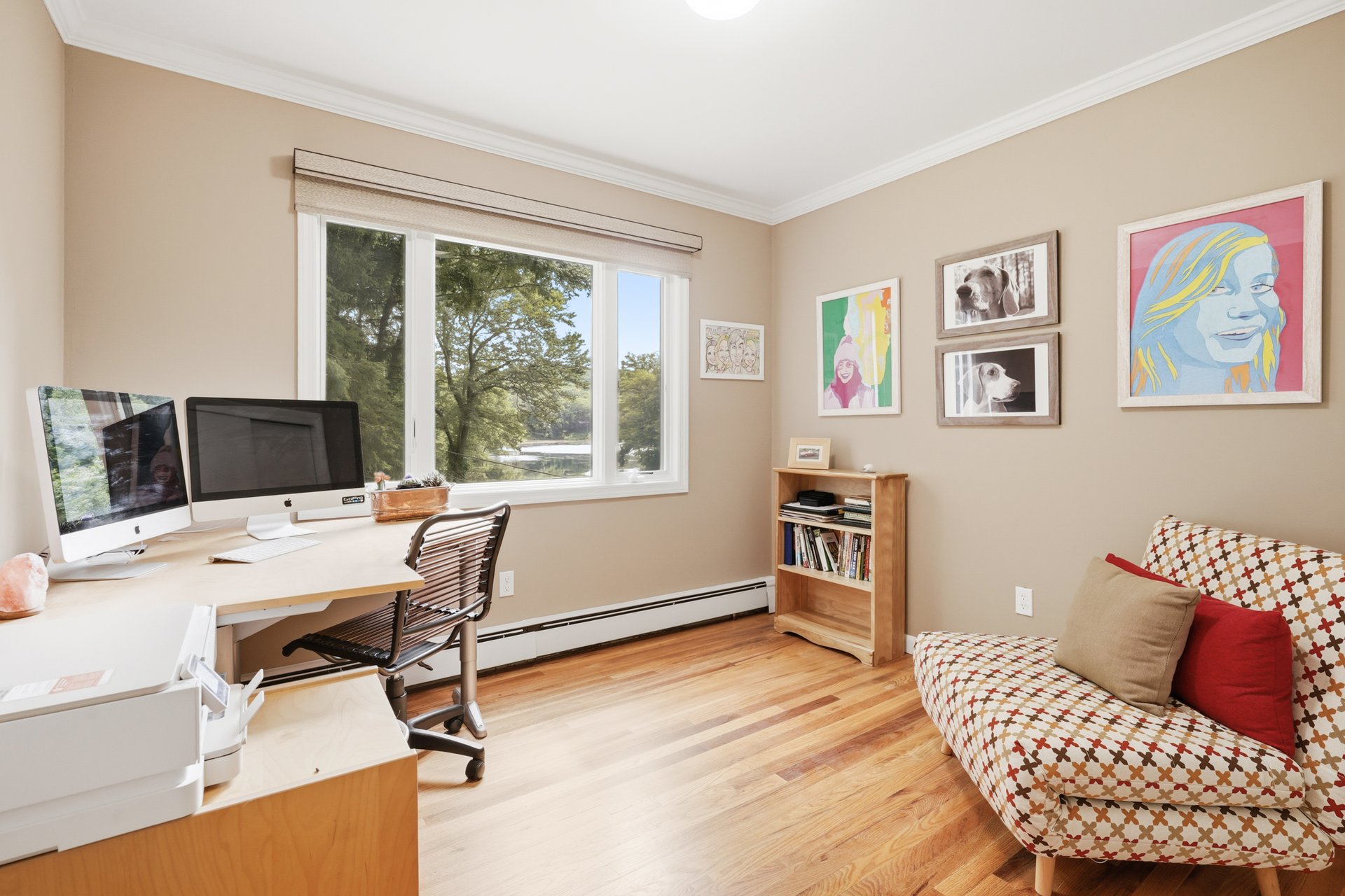 11 Upper Lakeshore Drive