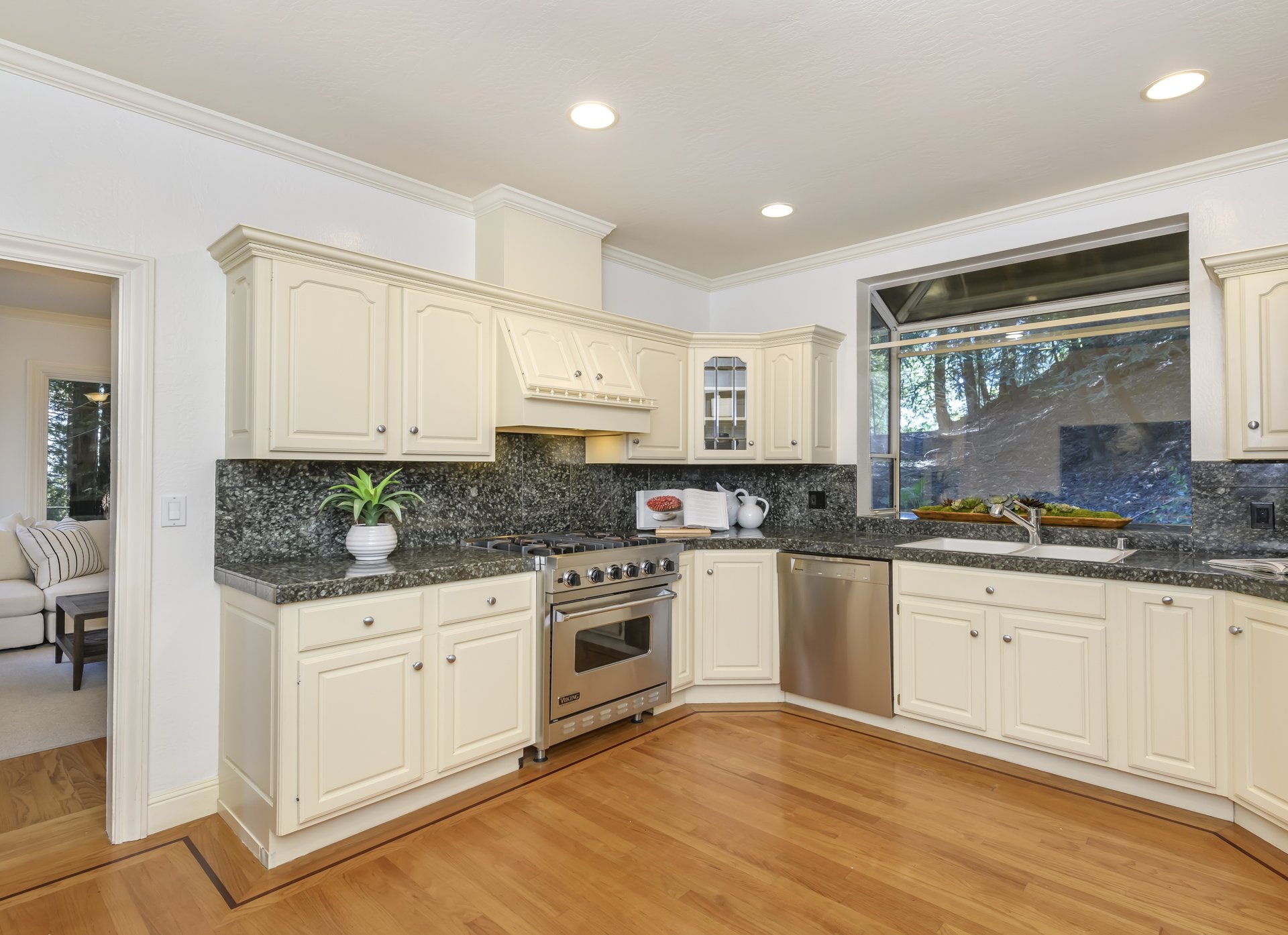 Enchanted Single-Level Haven Among the Redwoods
