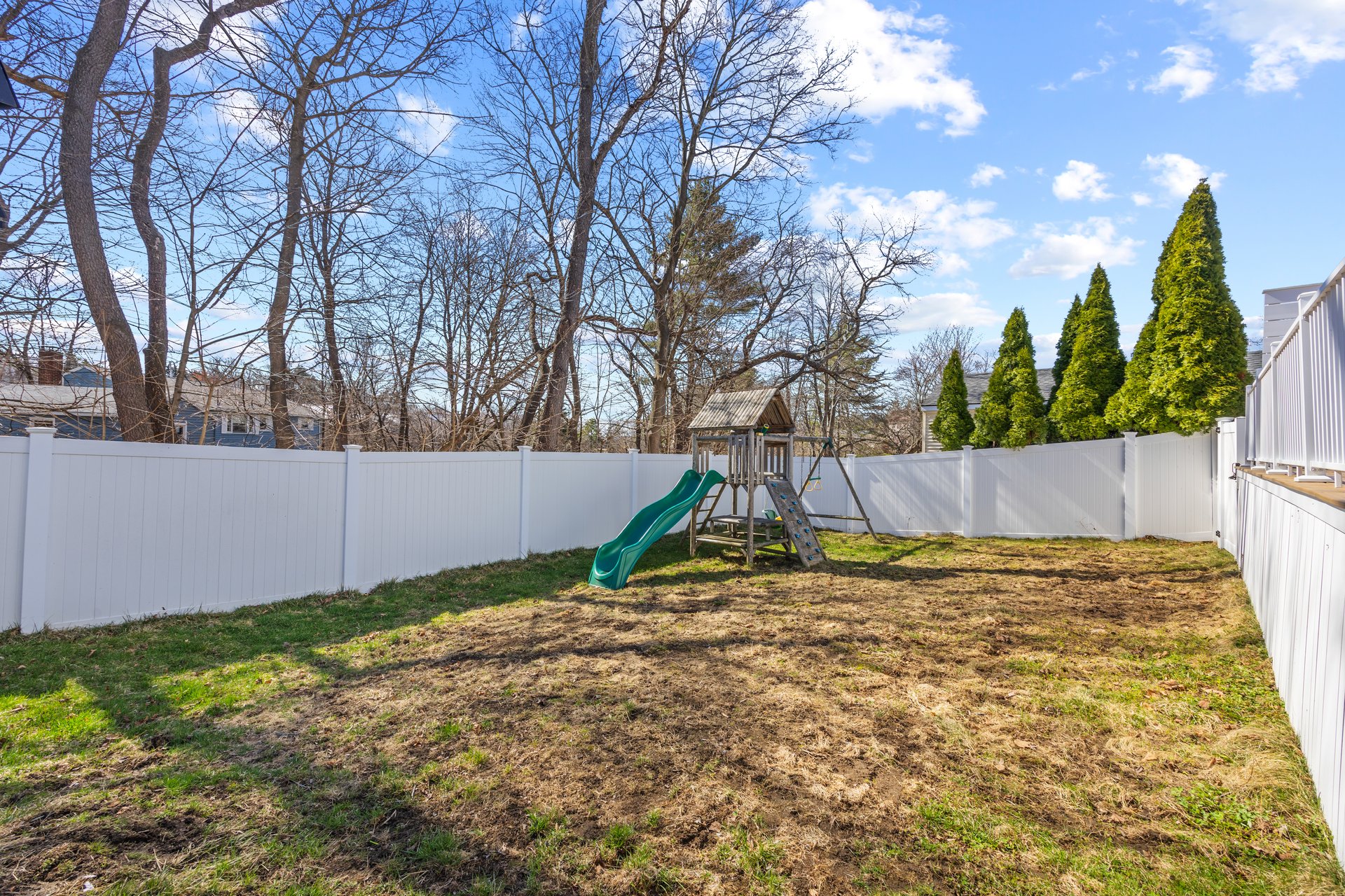10 Meadowbrook Lane