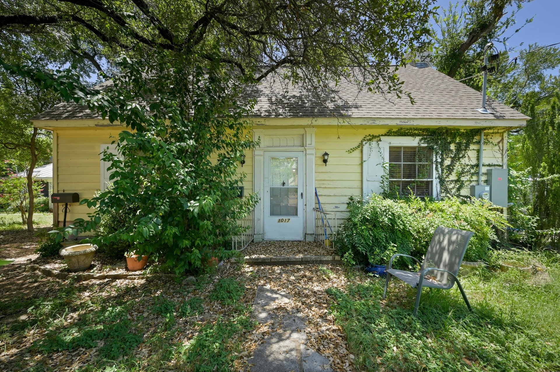 1017 W 31st Street