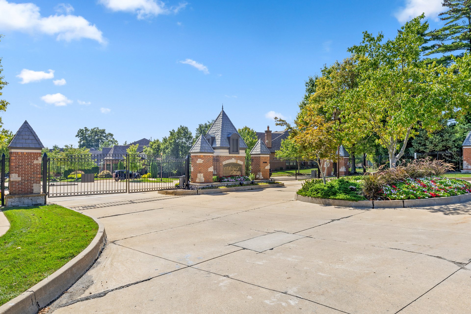 2 Upper Conway Lane
