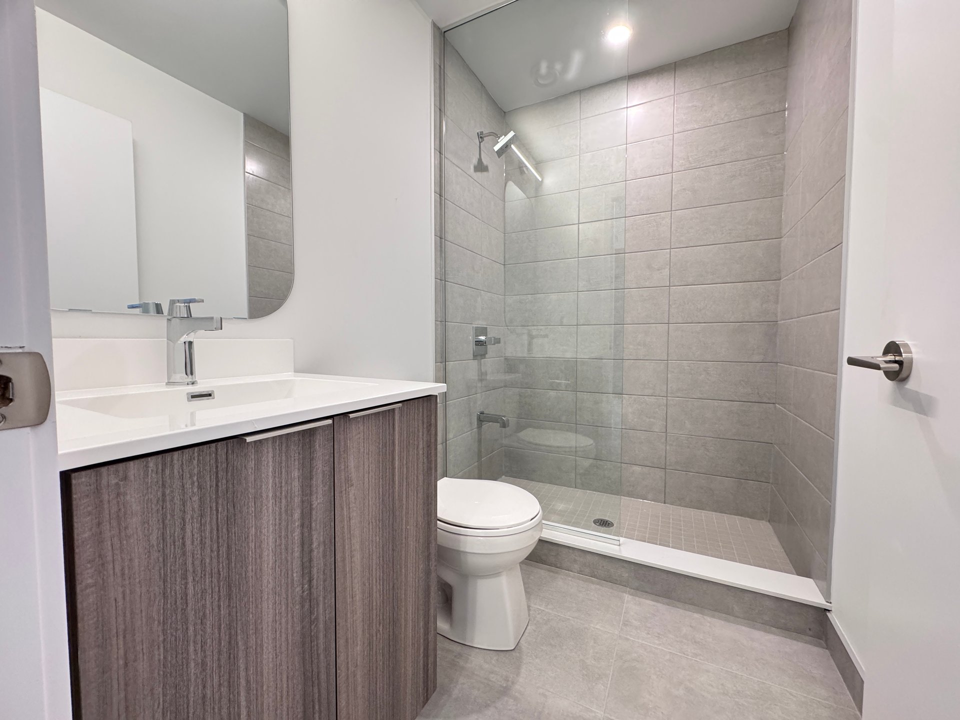 15 Richardson Street 2003, Toronto C08 Unit: 2003