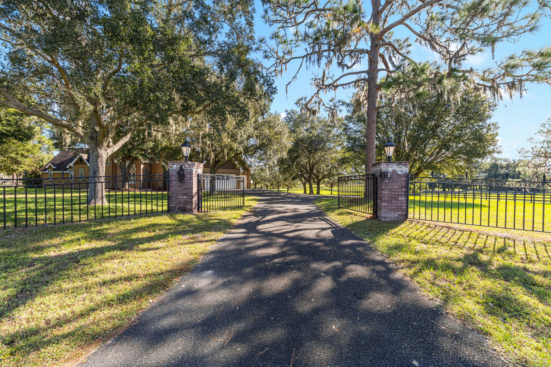997 NW 63rd Ct