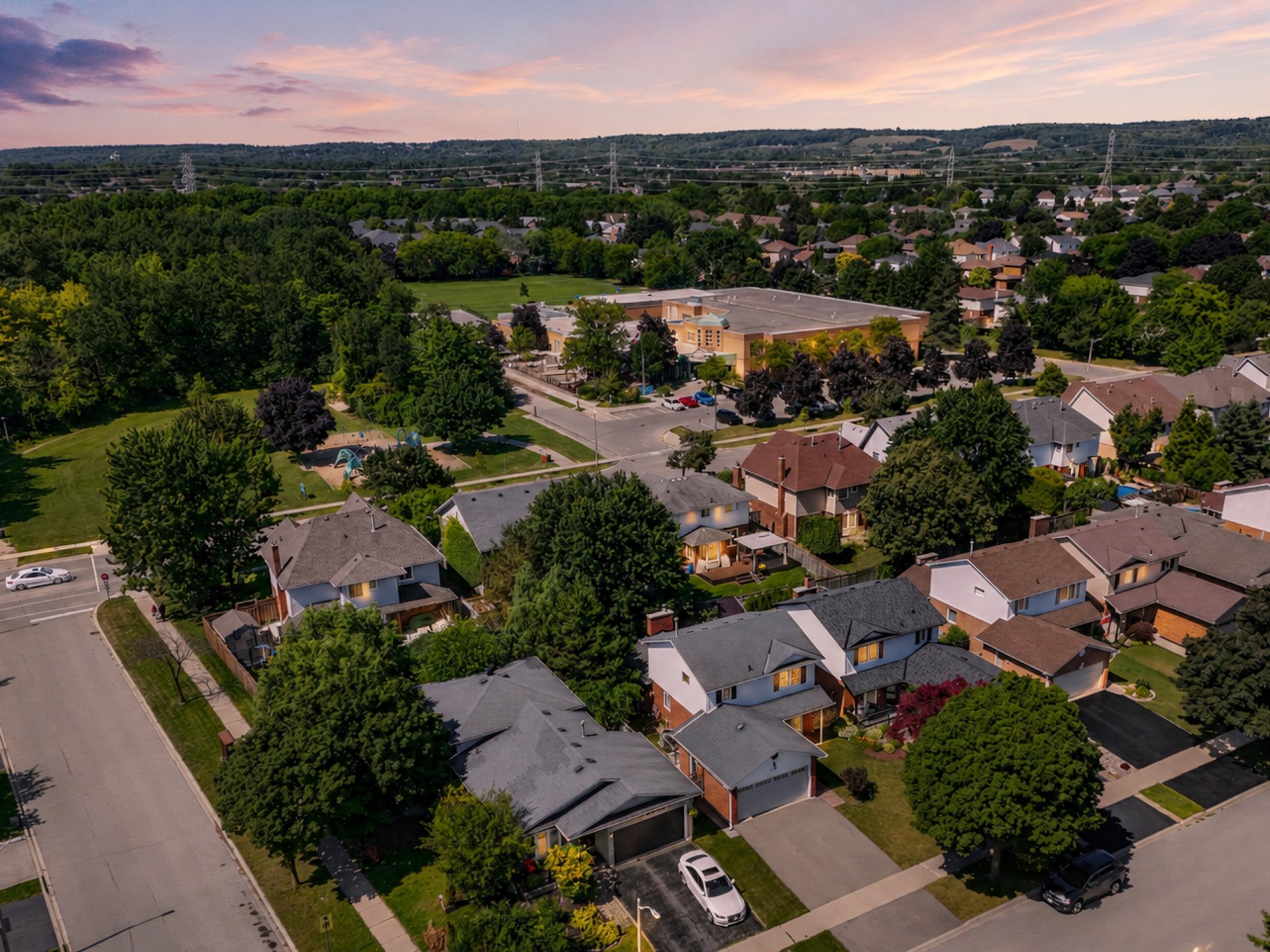 2102 Salma Crescent, Burlington