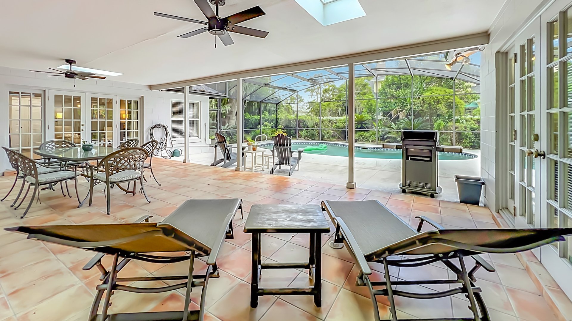 Winter Park Vias Traditonal 5-Bedroom Home near Racquet Club