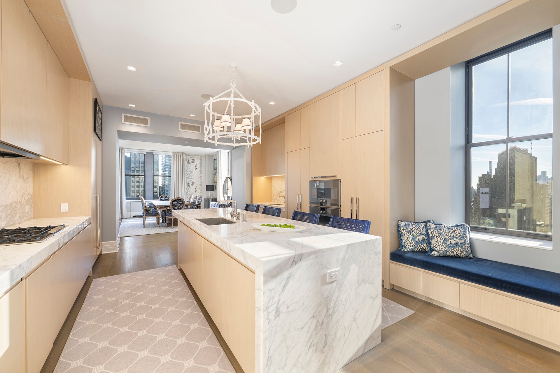 212 Fifth Avenue