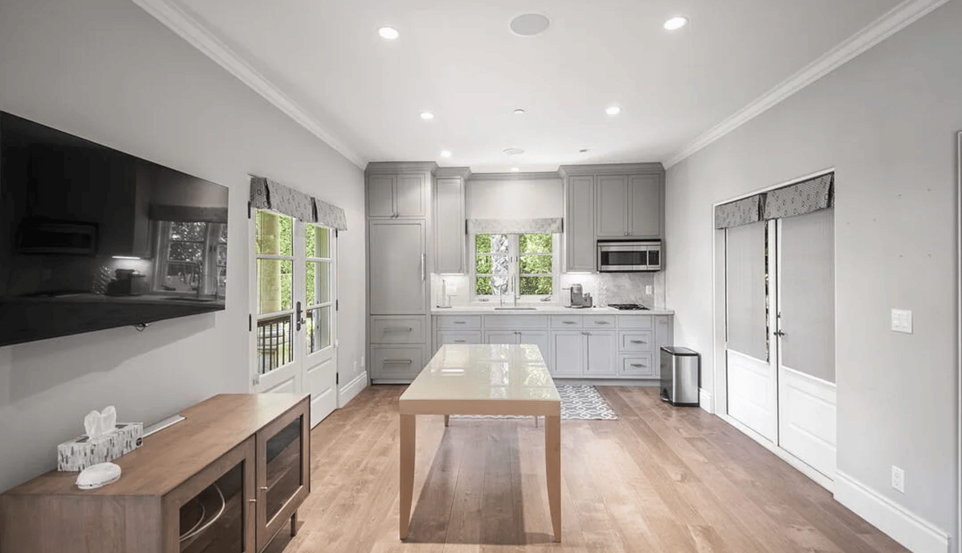 Mediterannean Haven, Lexington Road, 90210