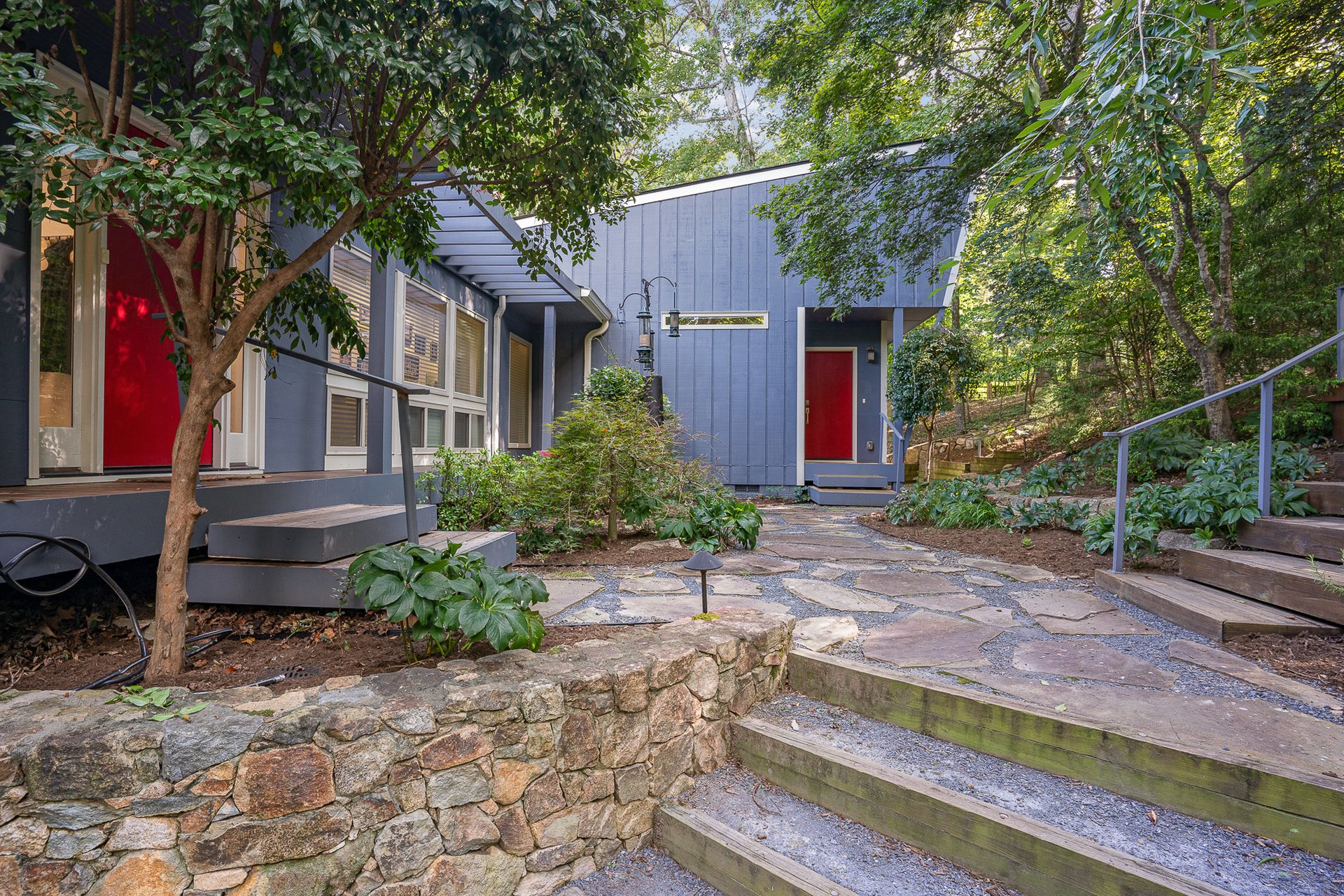Modern, 4 Bedroom House near UNC