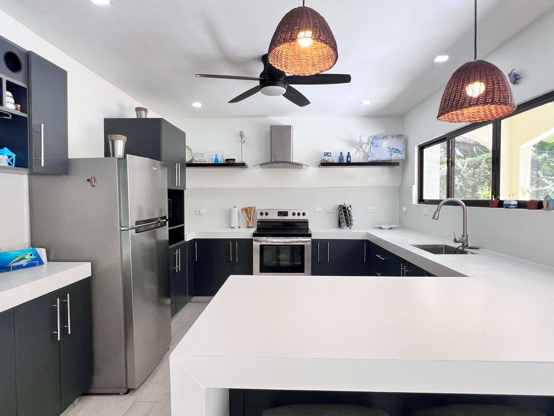 Villa Tortuga, Prime Location Just 5 Minutes from Marina Pez Vela & Shops