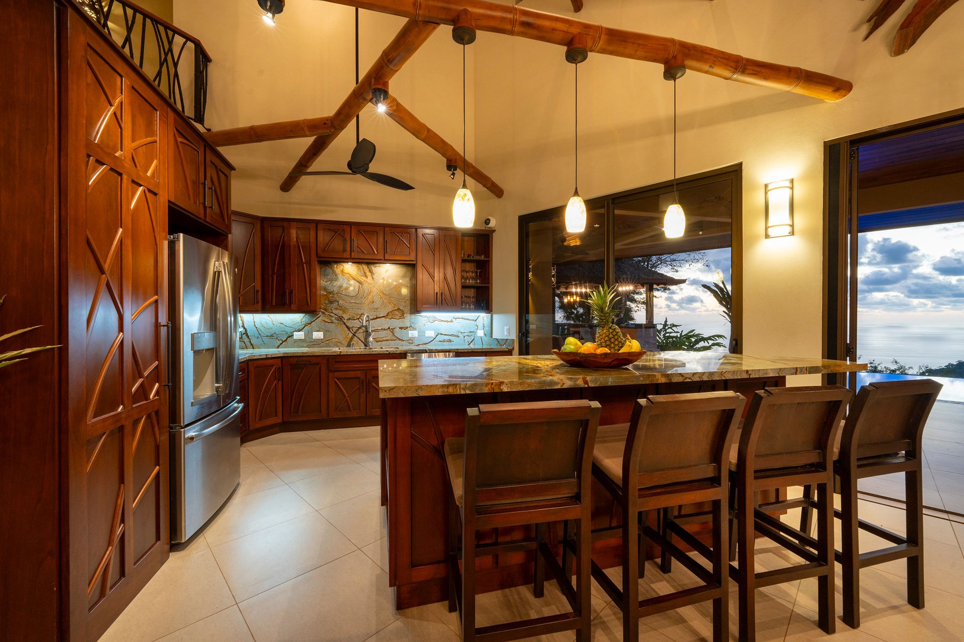 Casa Bambú – LUXURY 5 BEDROOM ESTATE WITH EXCEPTIONAL OCEAN VIEWS