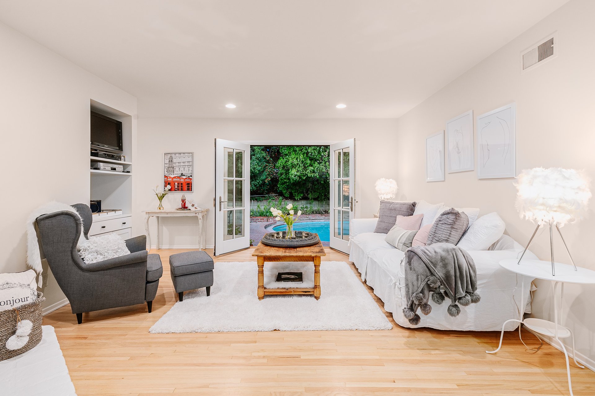 3662 Goodland Ave.