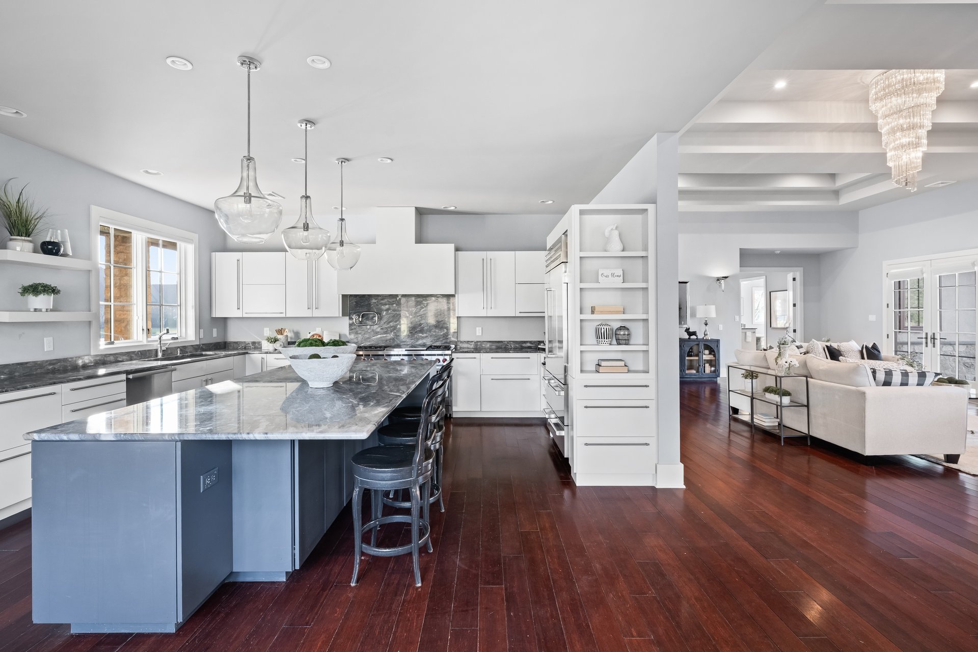 2687 Avenue Du Vlg