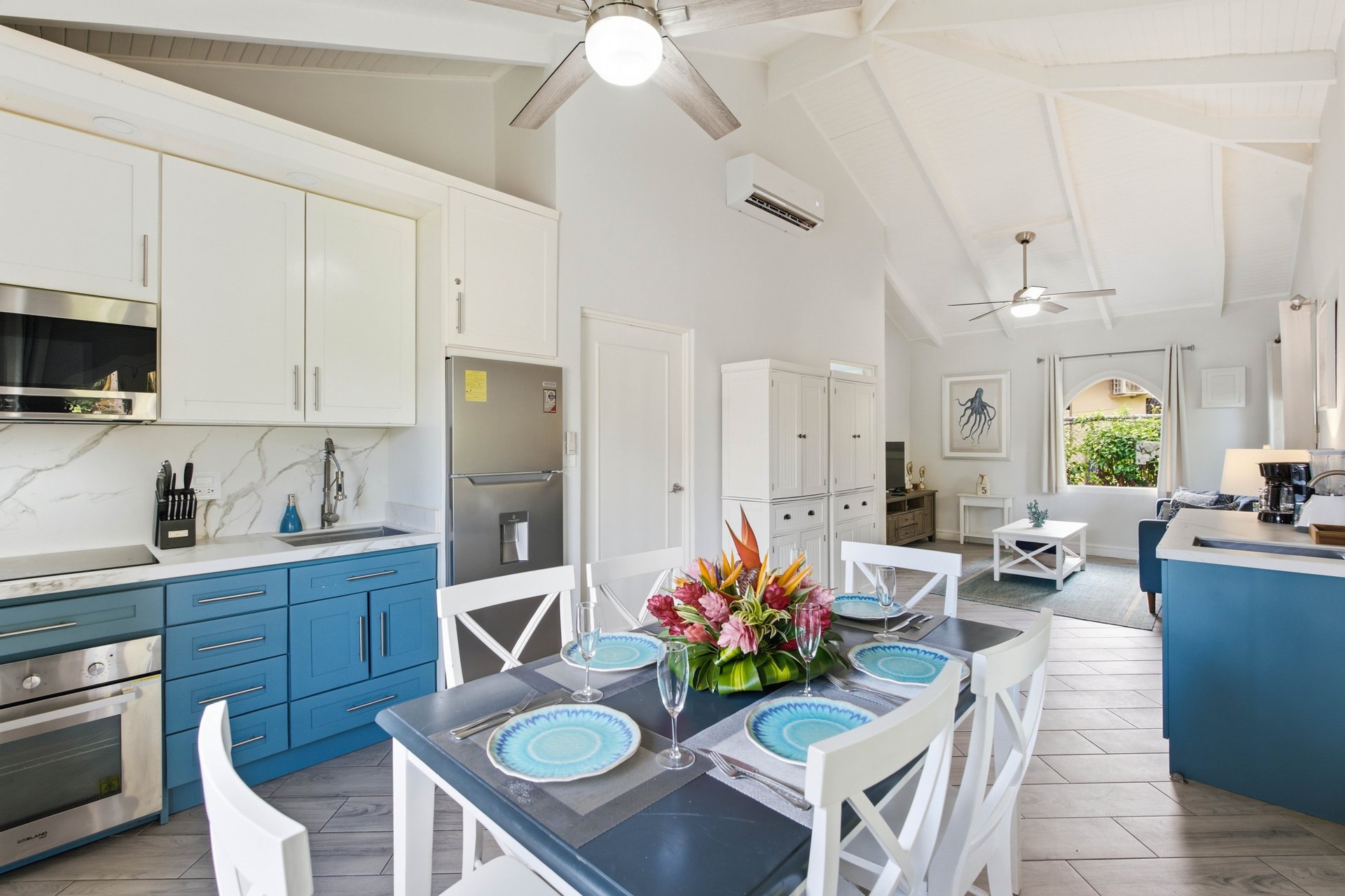 Casa Colibri Villaggio II – Unit 412B | Beautifully Remodeled Tropical Retreat in Potrero