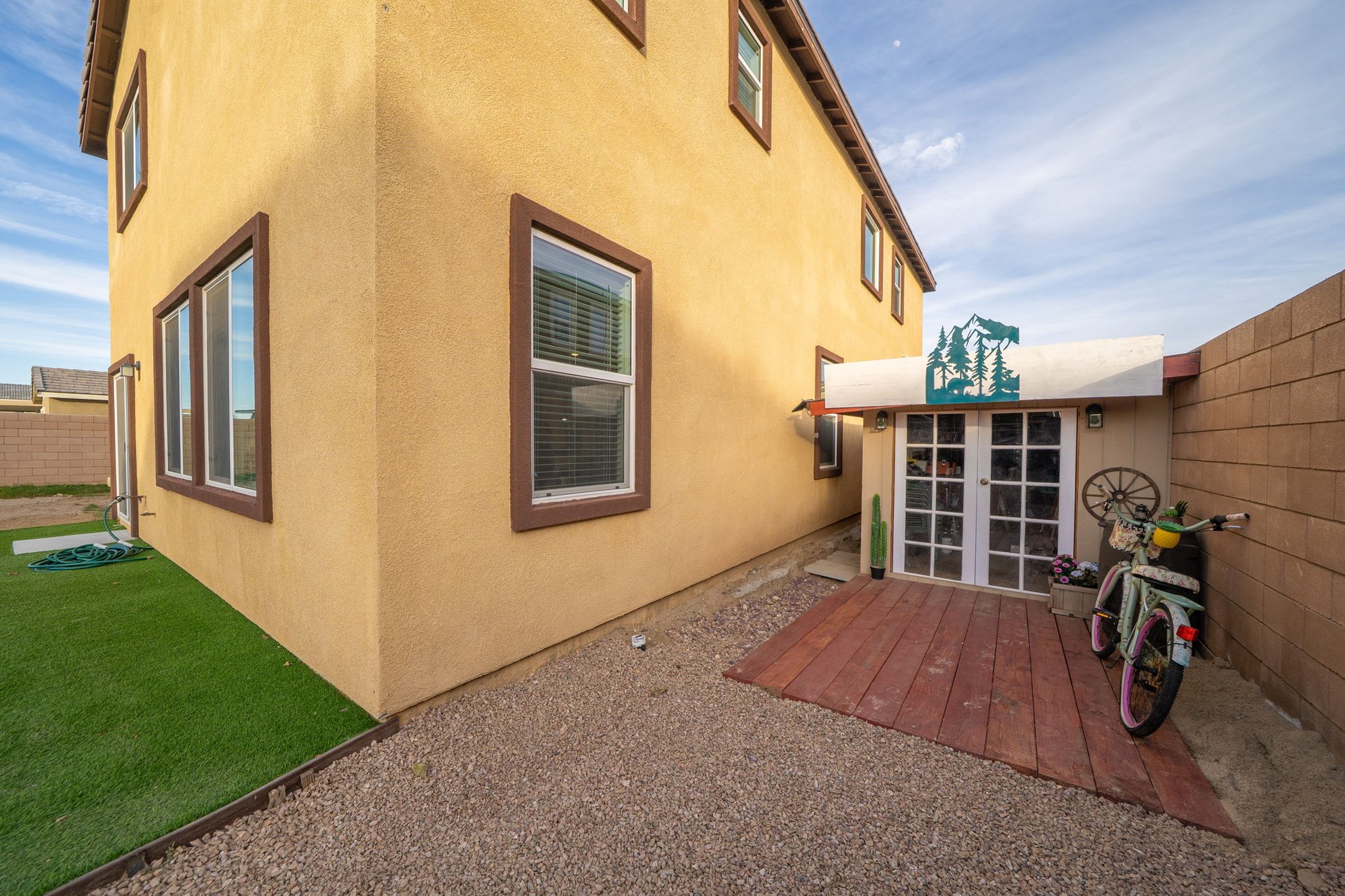 13946 Camino Cinco