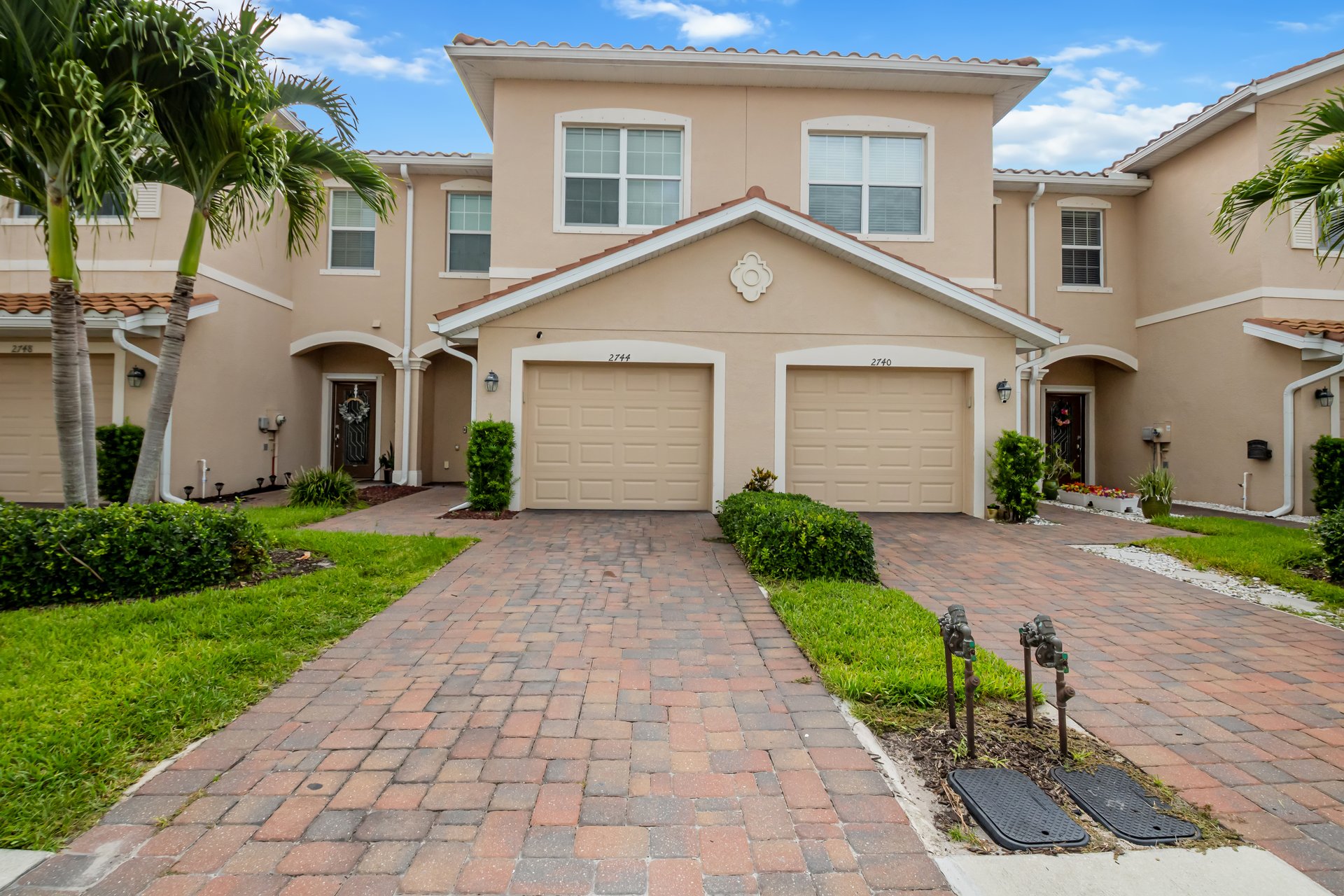 2744 Blossom Way