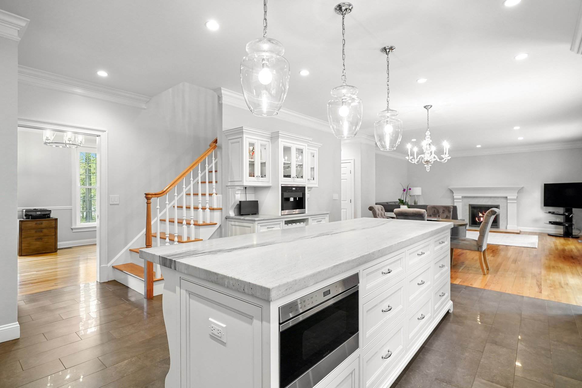 18 N Nabby Rd, Danbury, CT 06811