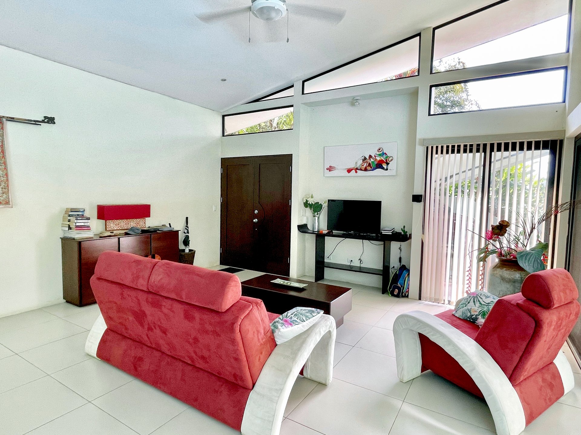 2.24 ACRES – 7 Bedrooms Ocean View Boutique Hotel With Two Pools, 5 Minutes to Uvita, Multiple Rental Options!!