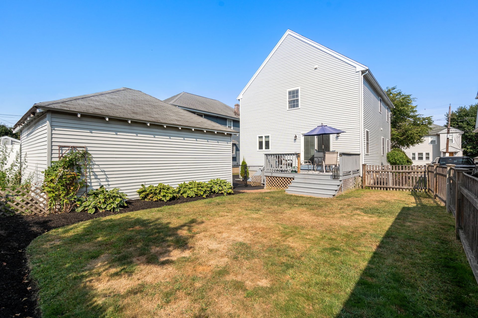 11 Williams St