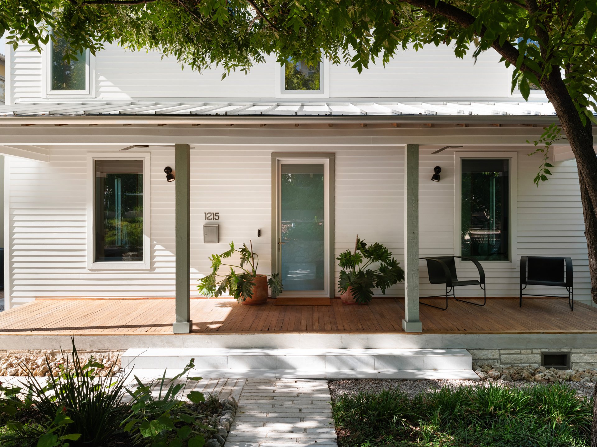 1215 W. 9th St.