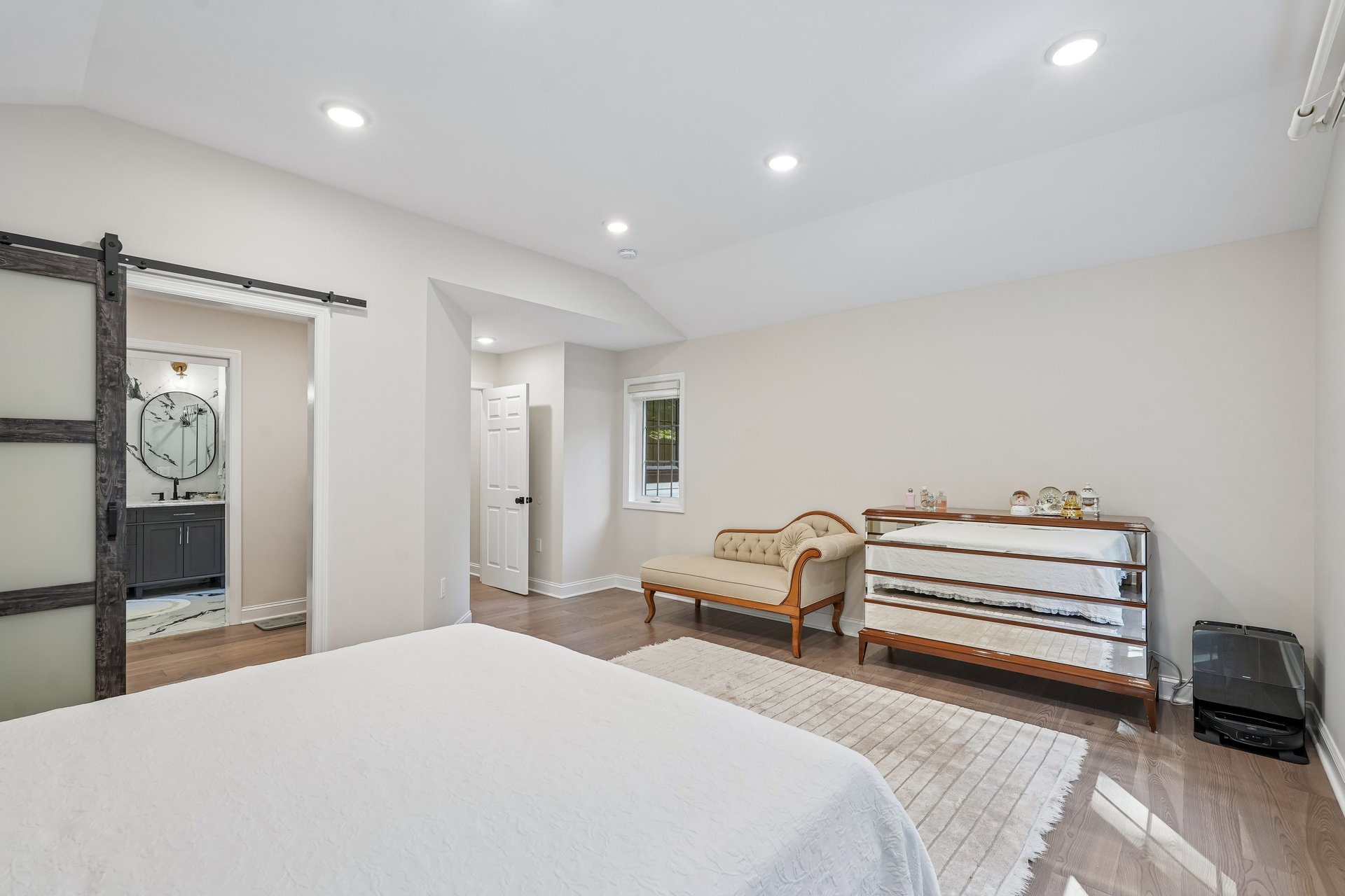 12 Parker Place