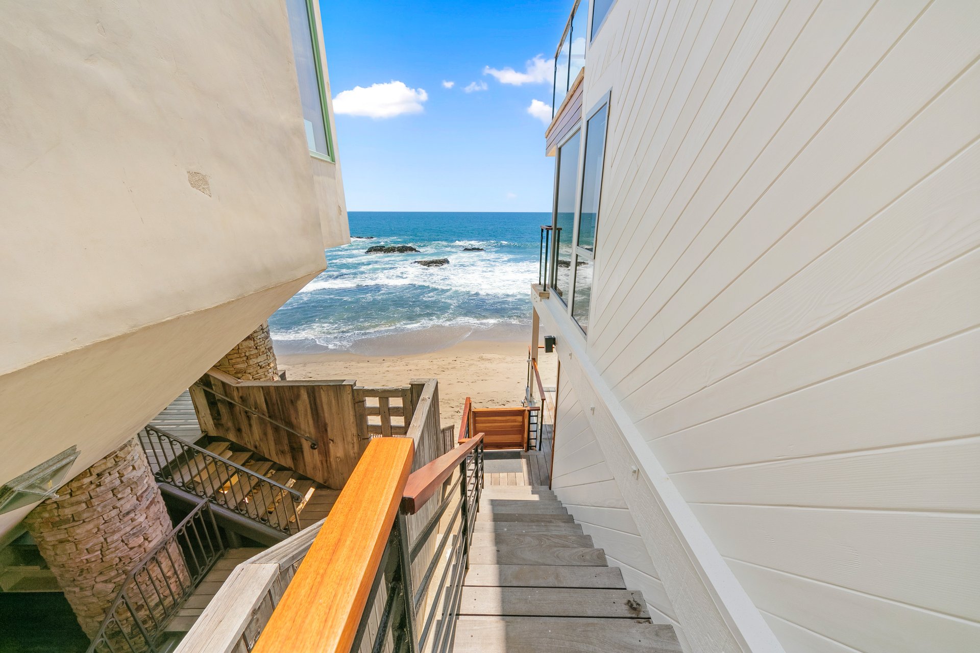 24928 Malibu Rd